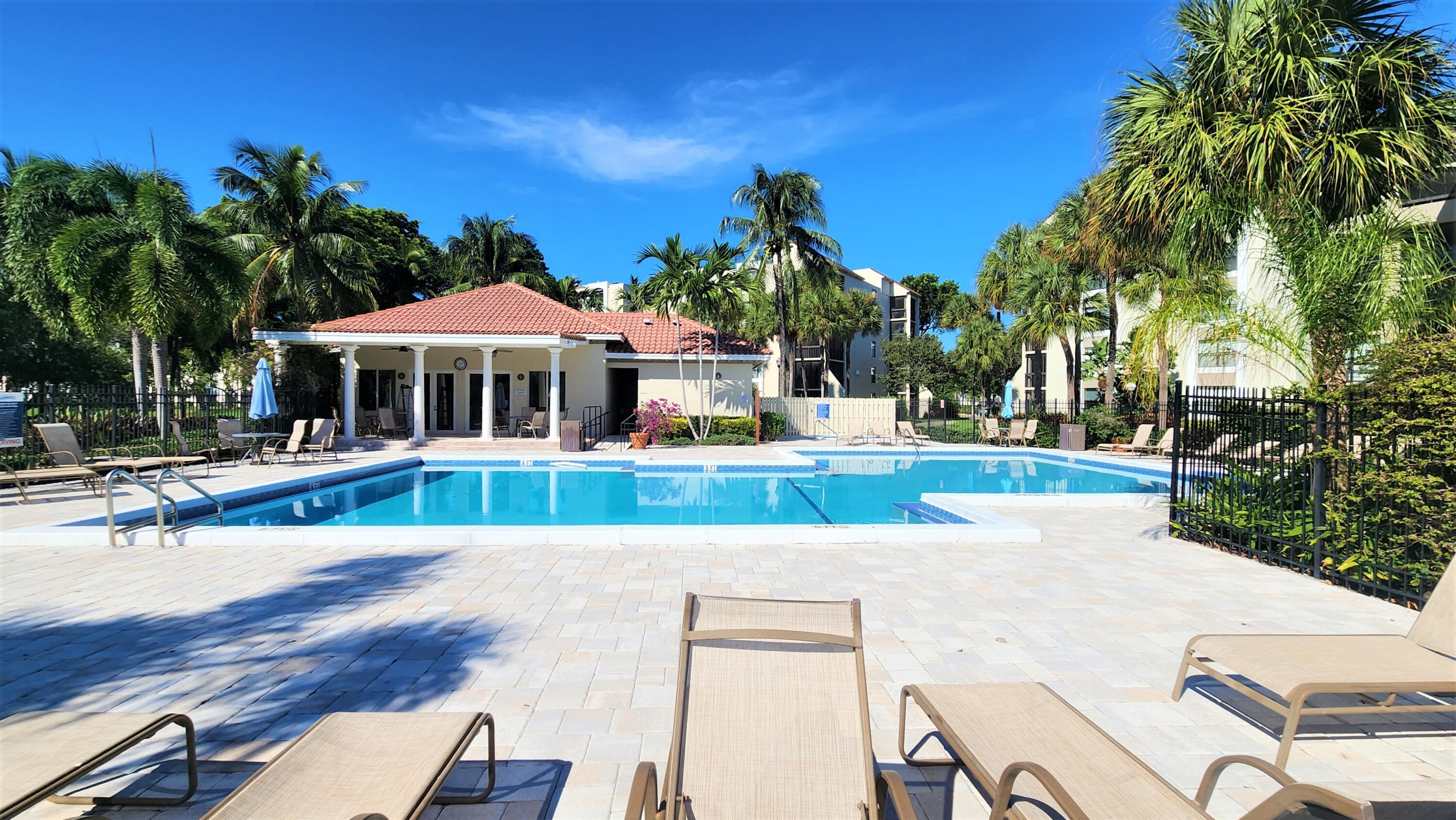 LAKESIDE CONDO - Residential Lease
