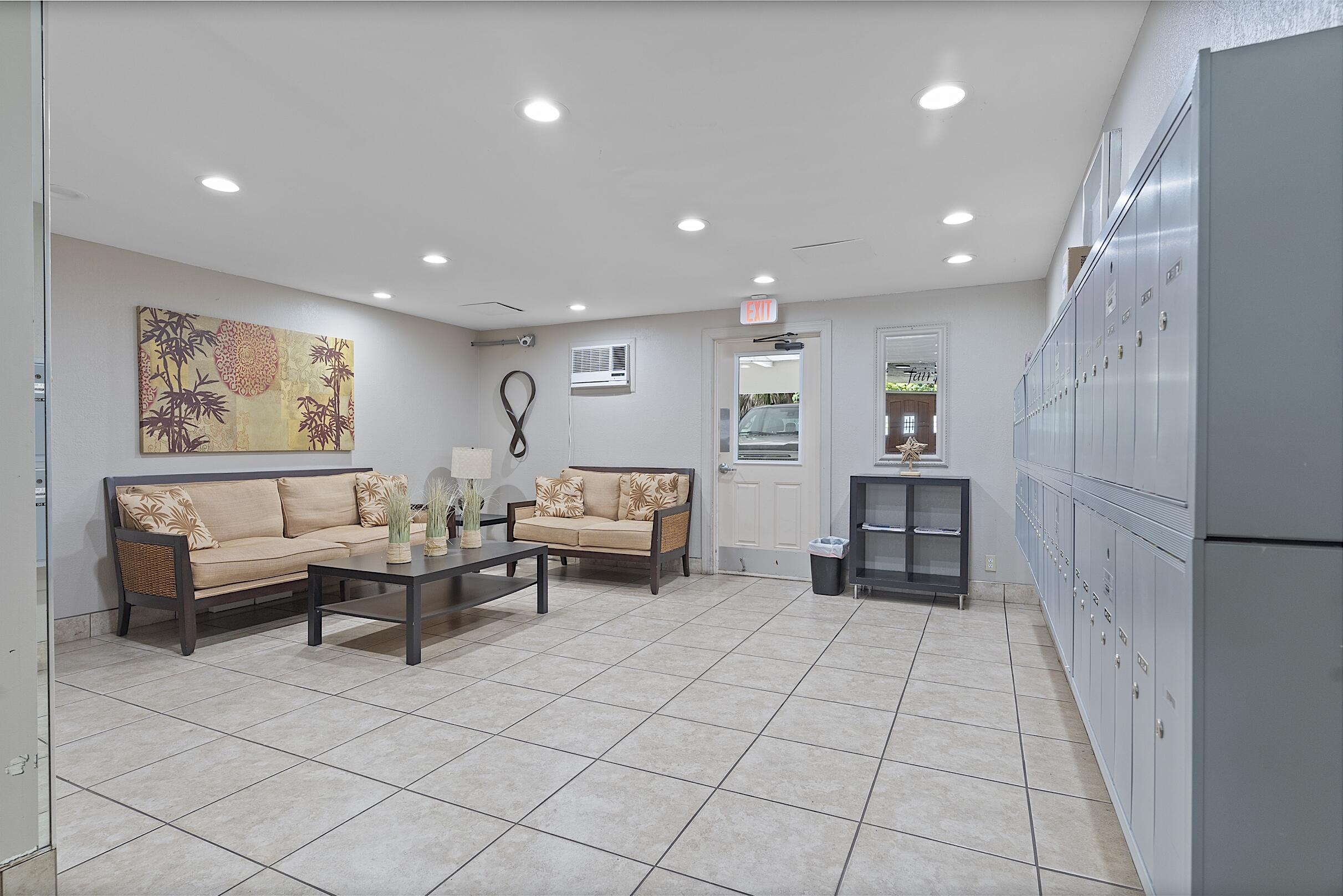 FAIRWAY SOUTH CO-OP - Residential