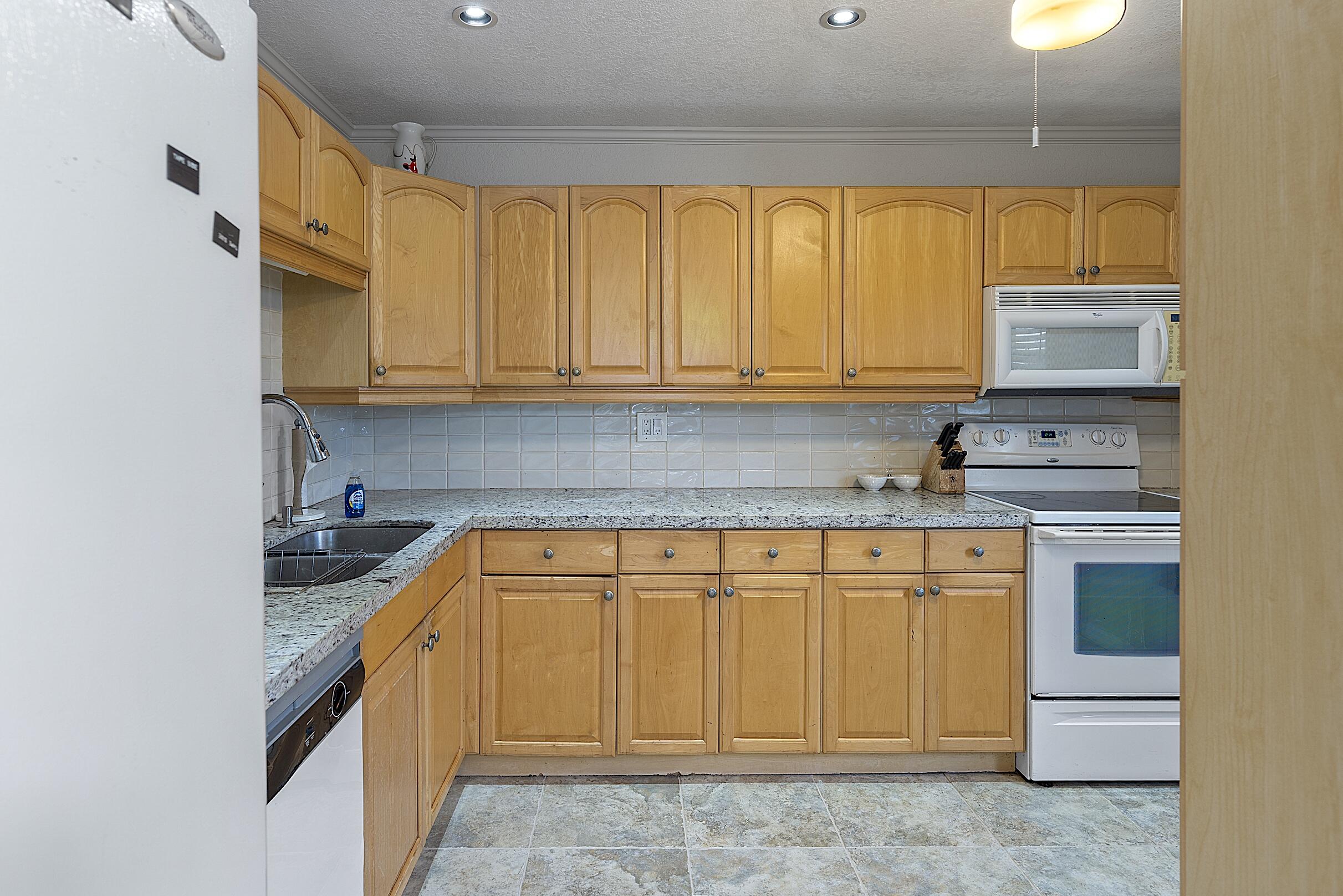 FAIRWAY SOUTH CO-OP - Residential
