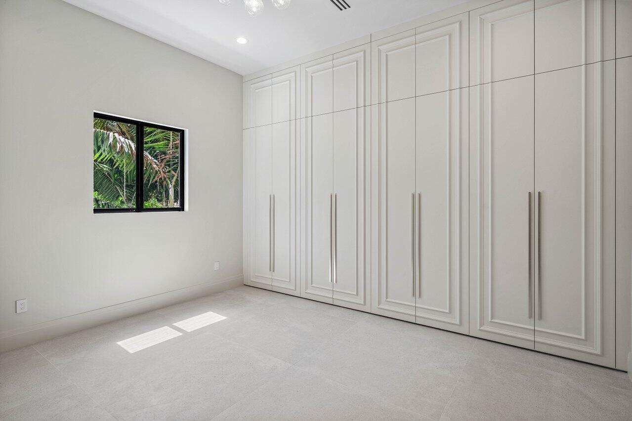 LEWIS SHORE ESTATES 3 - Residential