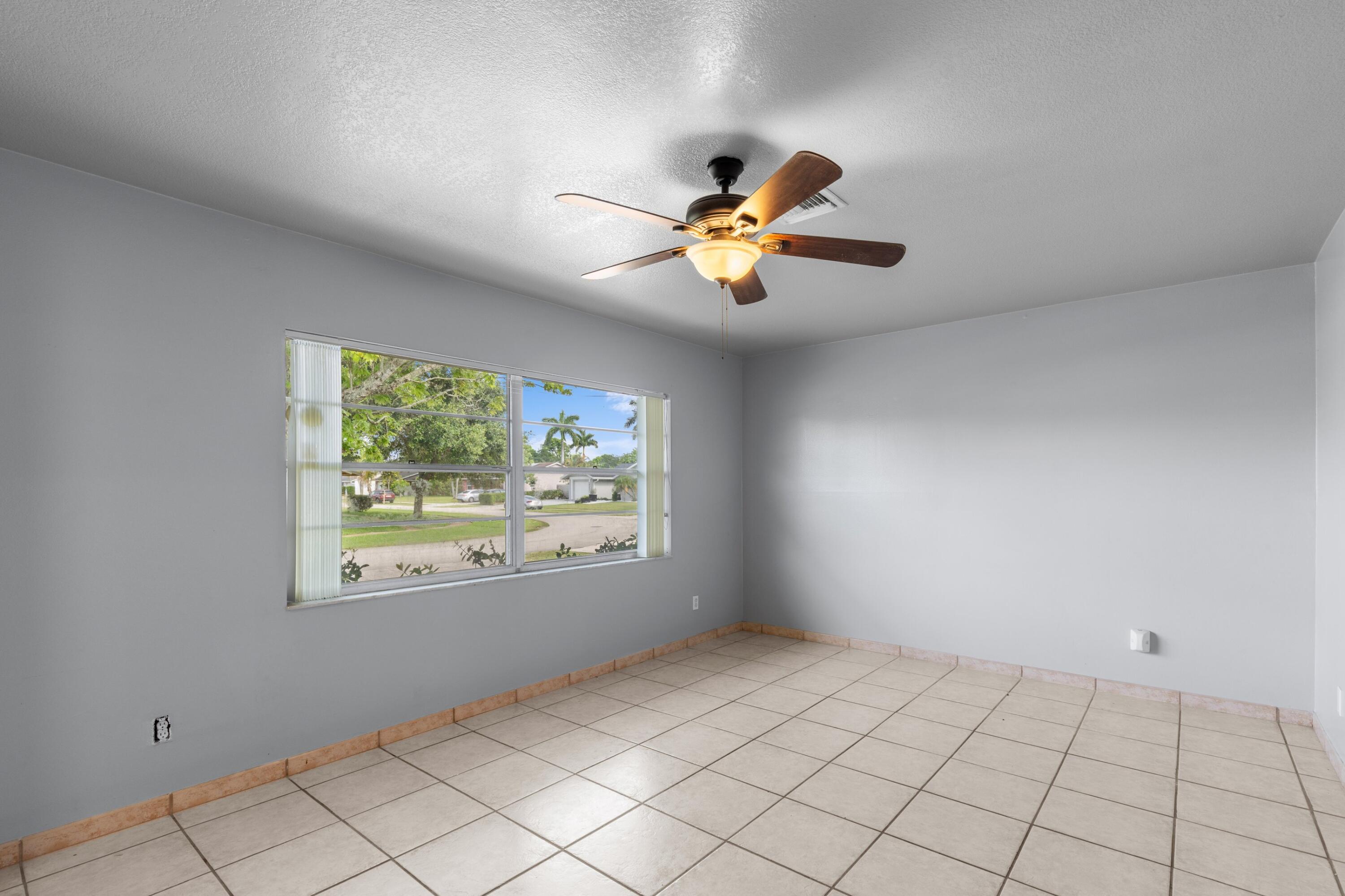 COUNTERPOINT ESTATES - Residential