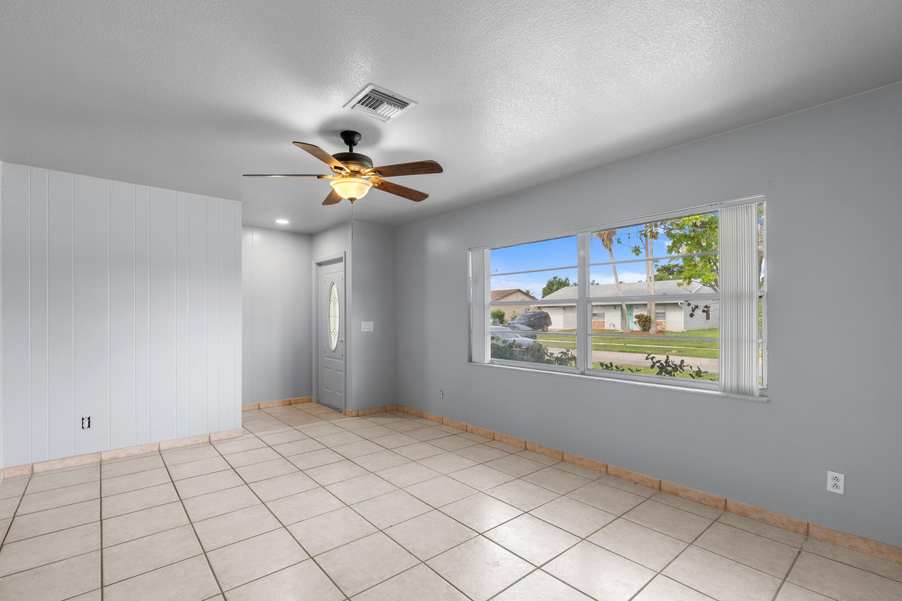 COUNTERPOINT ESTATES - Residential