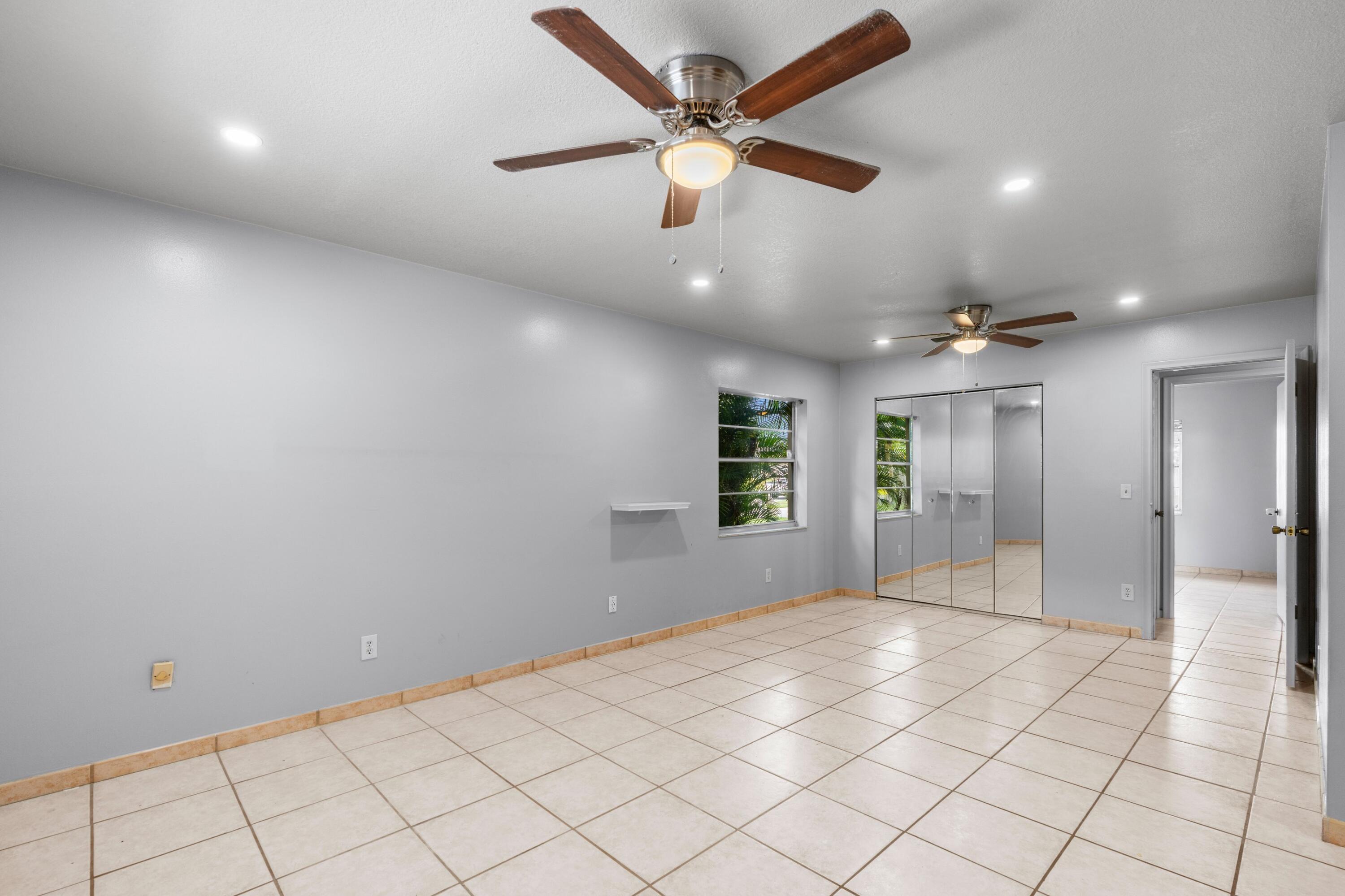 COUNTERPOINT ESTATES - Residential