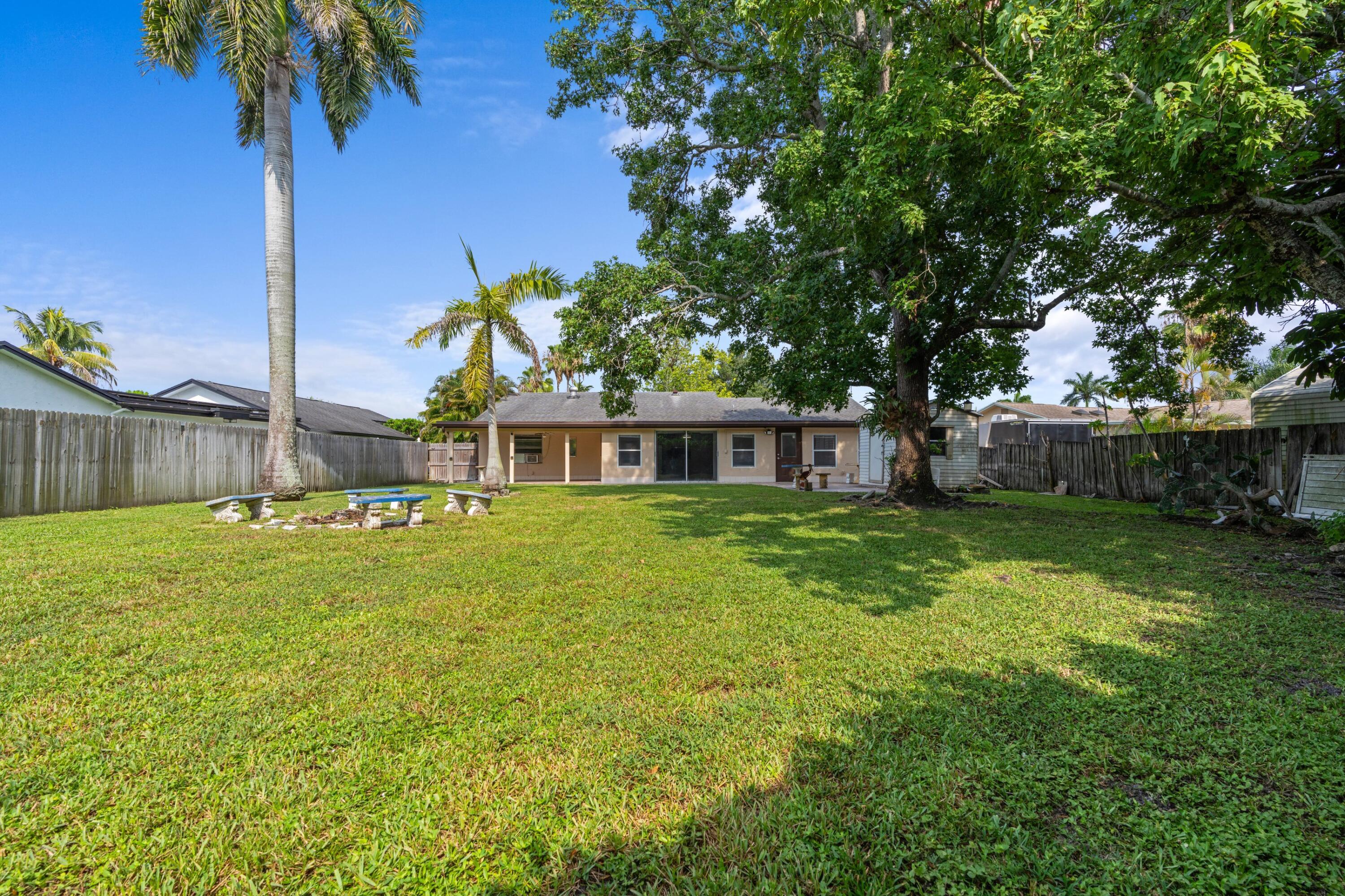 COUNTERPOINT ESTATES - Residential