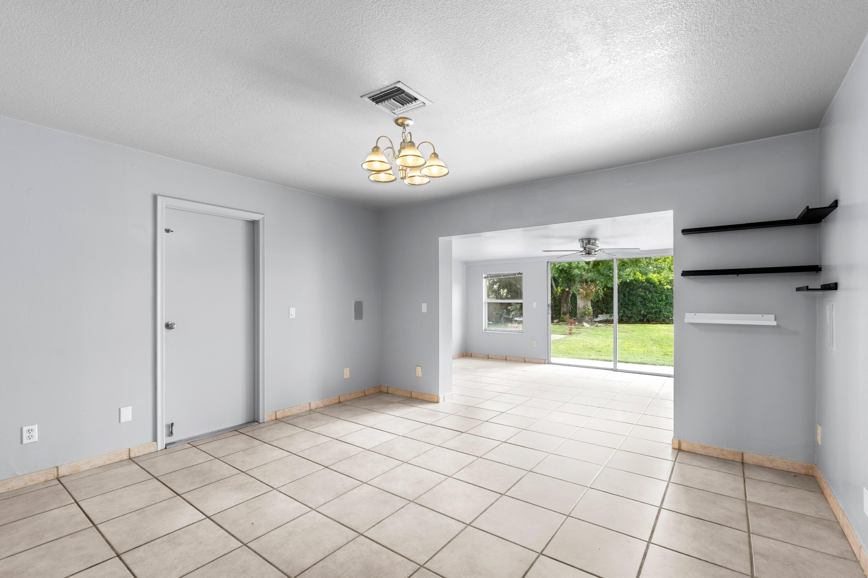 COUNTERPOINT ESTATES - Residential