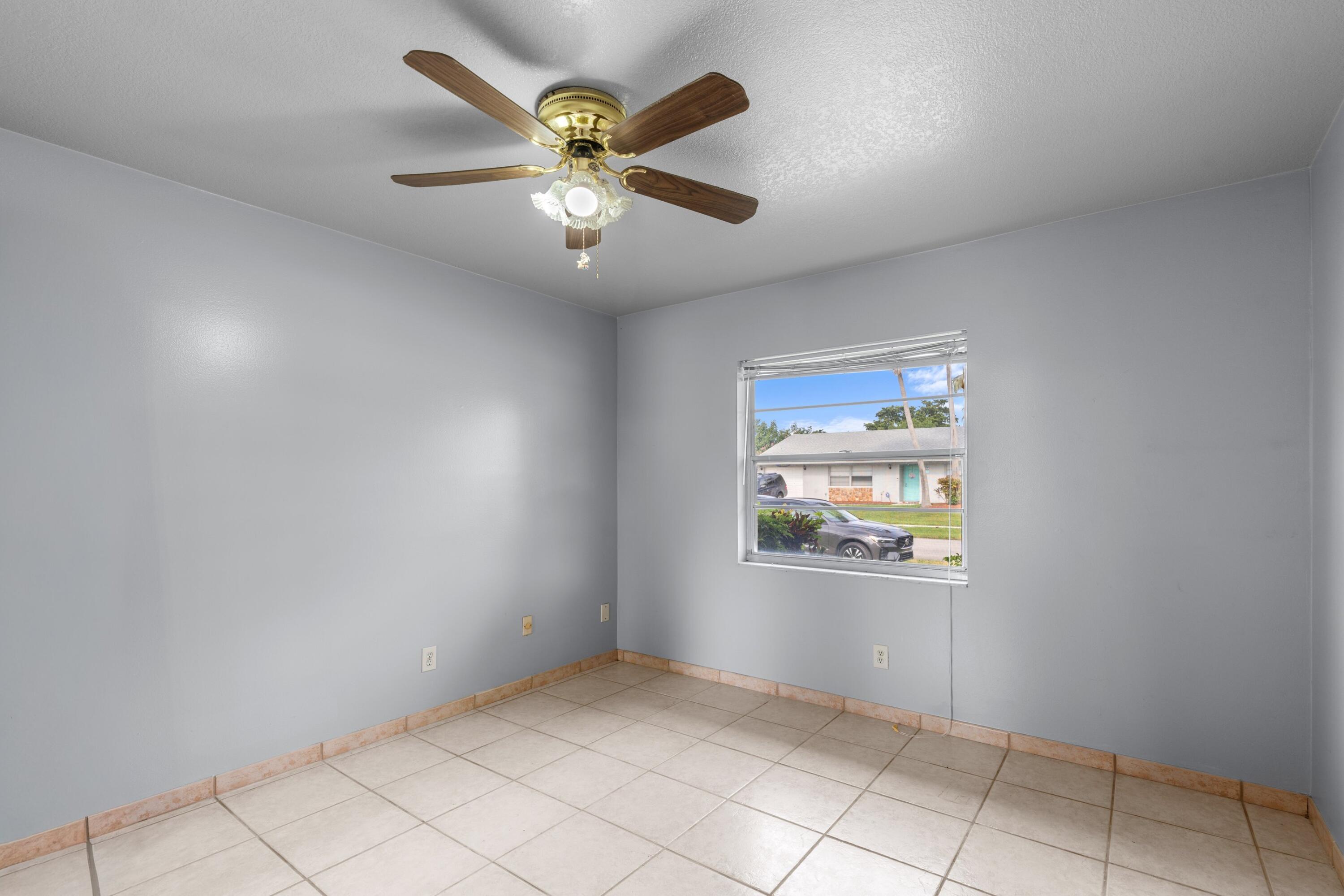 COUNTERPOINT ESTATES - Residential