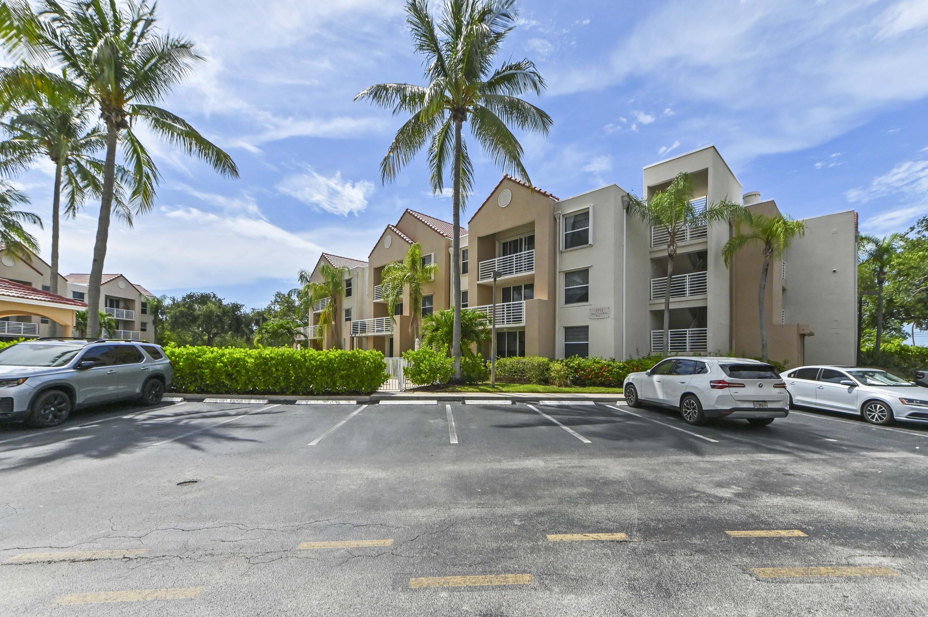 OCEAN CLUB - Residential