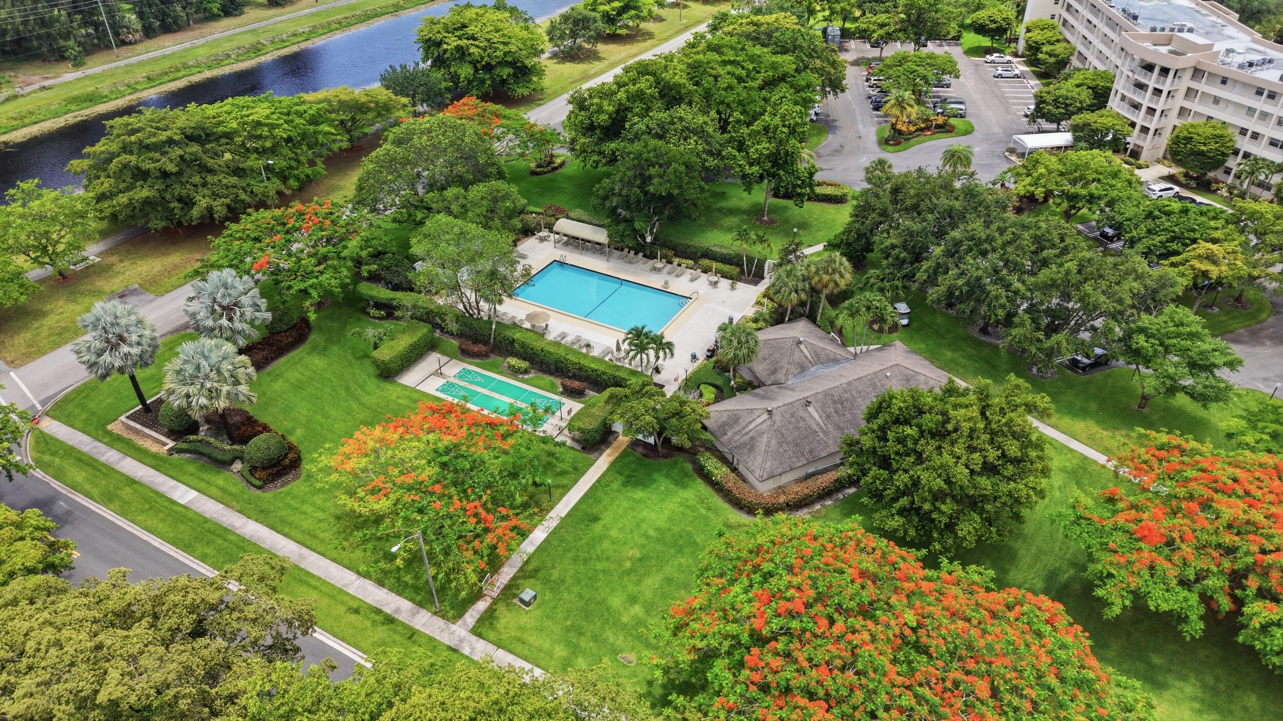 Palm Aire Country Club - Residential