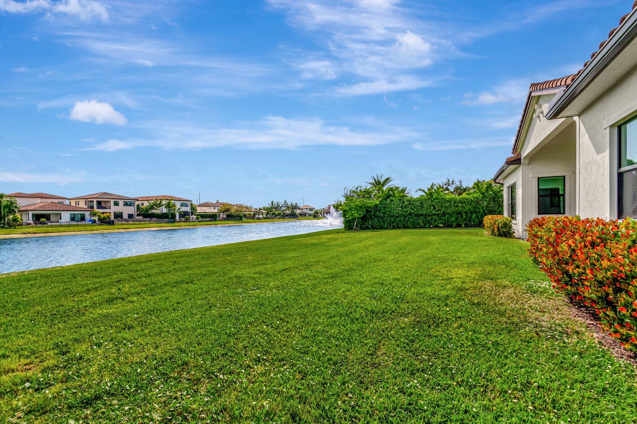 PALM MEADOWS ESTATES - Residential