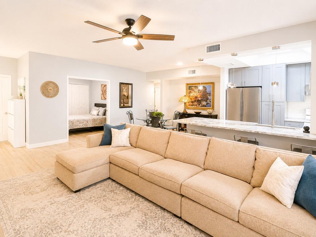 EASTBROOKE COACH HOMES CONDO - Residential Lease
