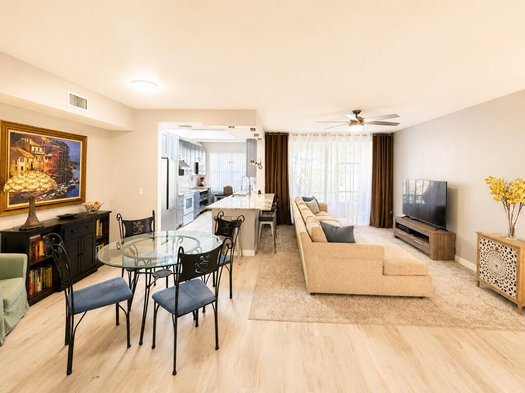 EASTBROOKE COACH HOMES CONDO - Residential Lease