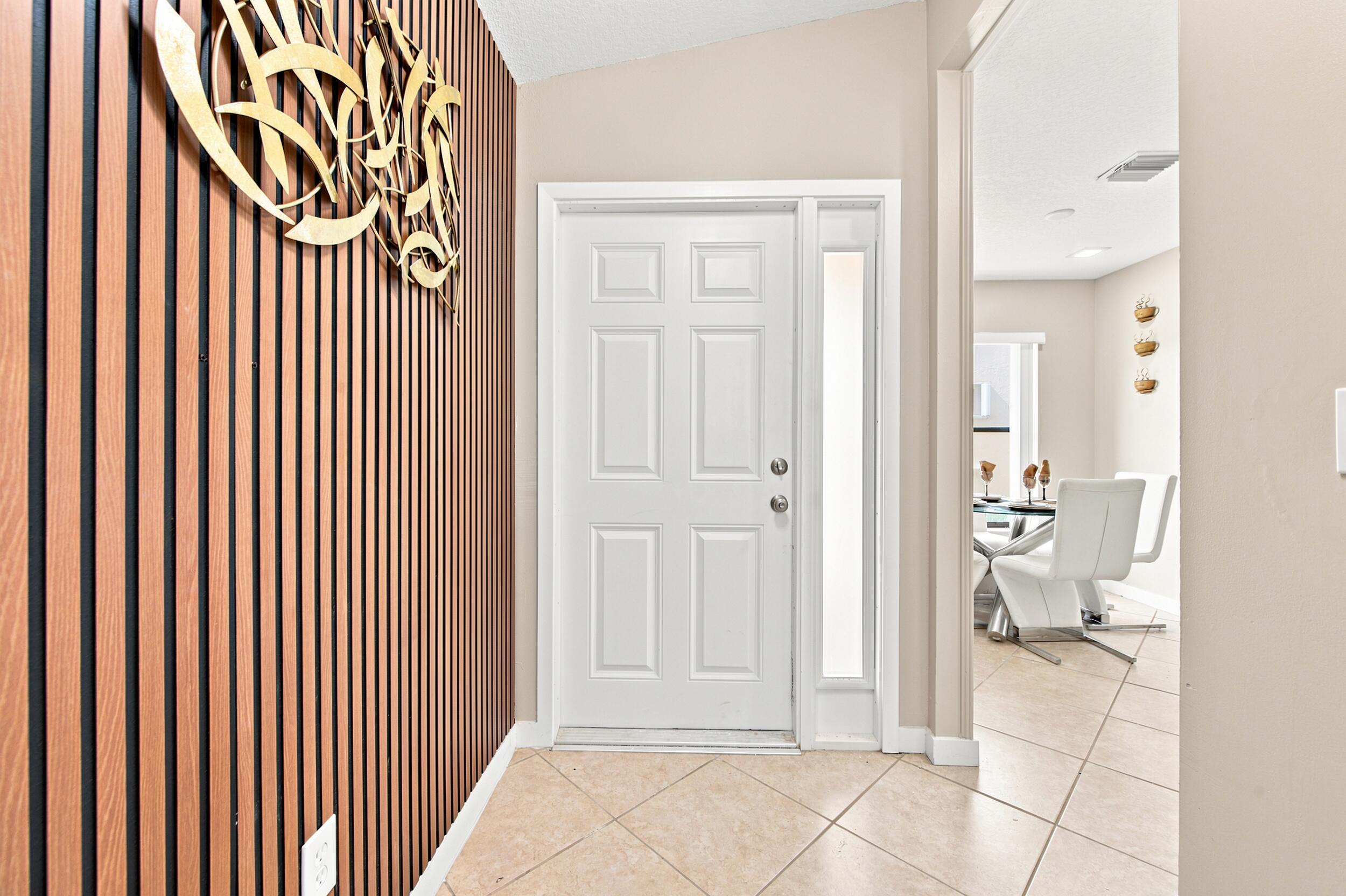 LAKESIDE GREEN 8 - Residential