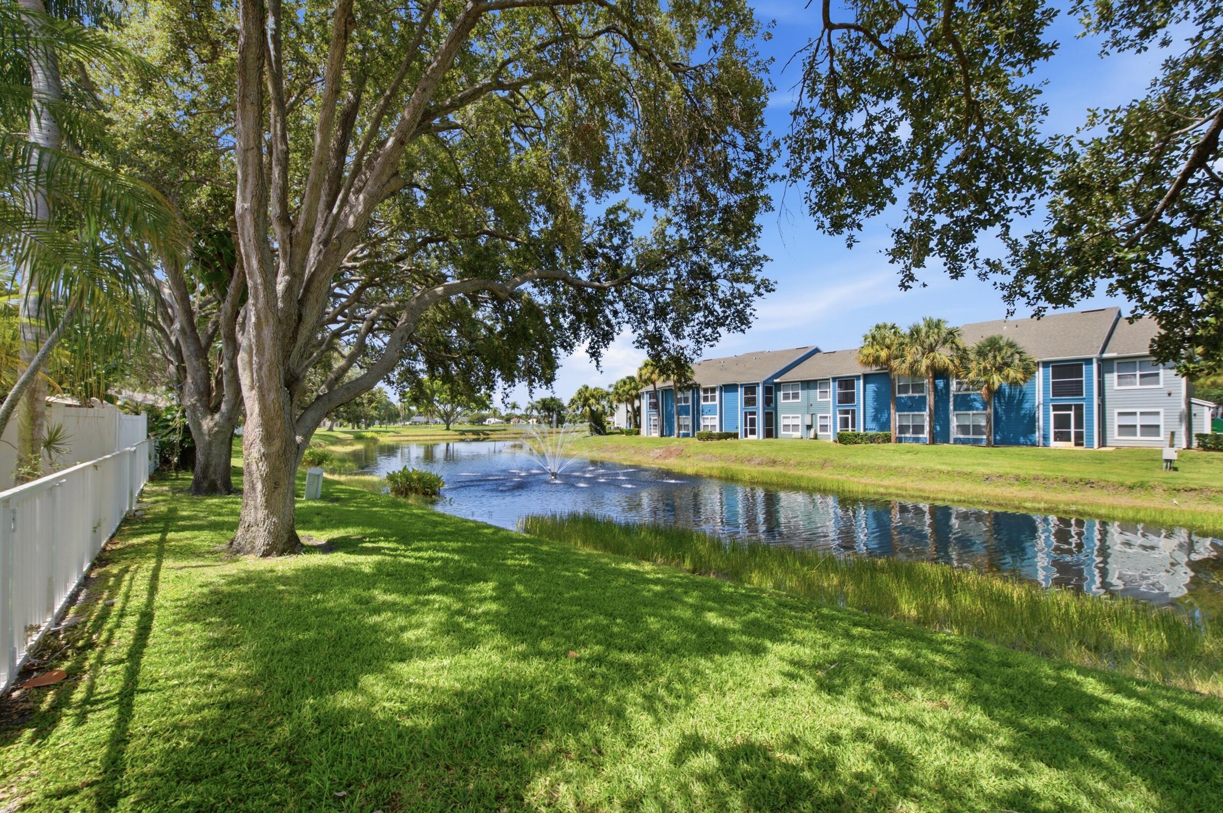 LAKESIDE GREEN 8 - Residential