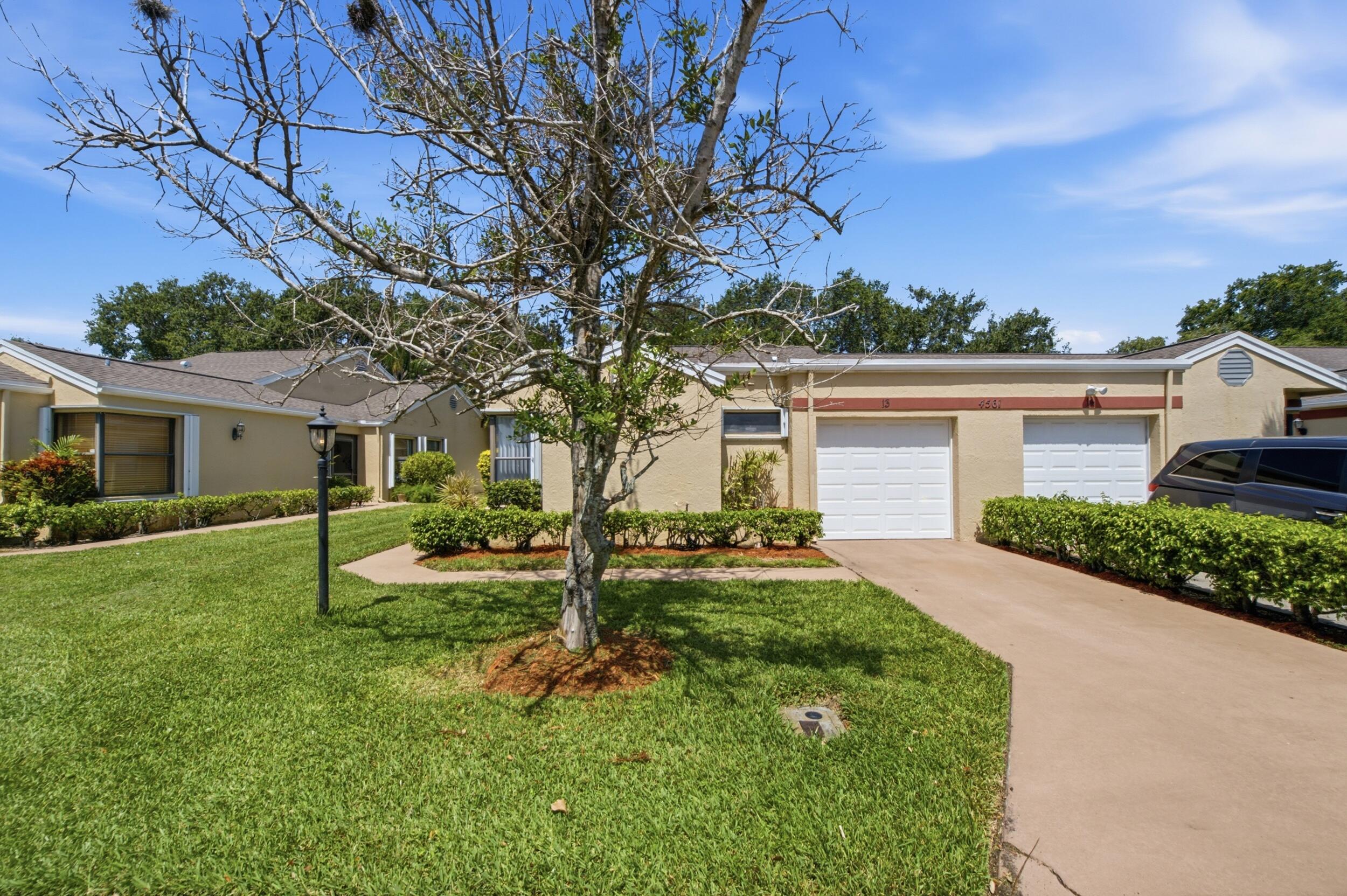 LAKESIDE GREEN 8 - Residential