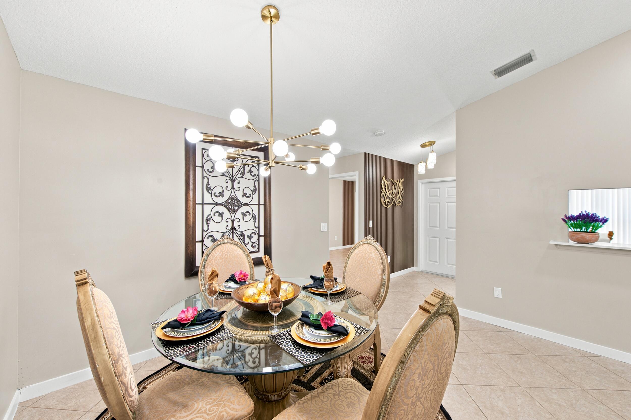 LAKESIDE GREEN 8 - Residential