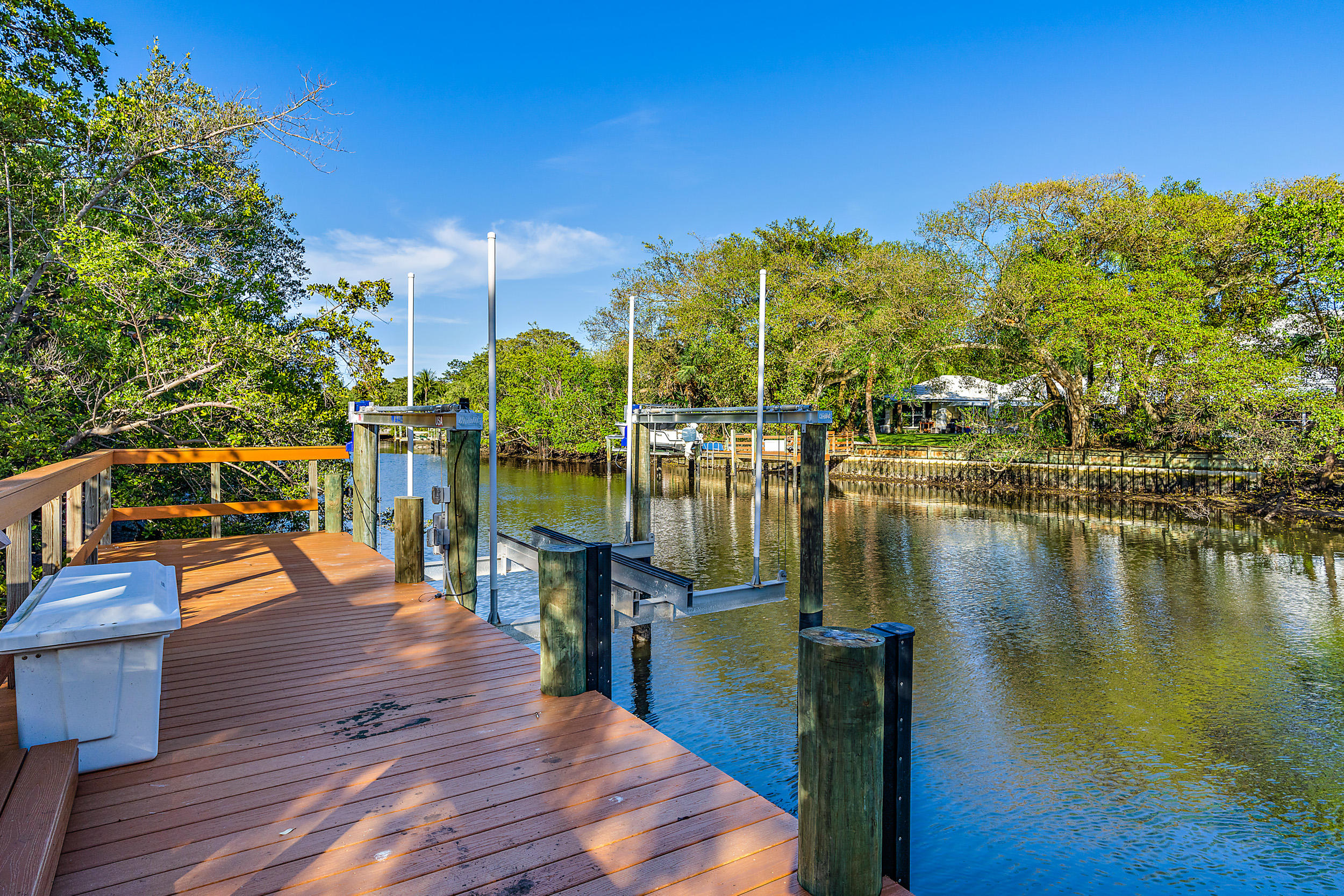 SEMINOLE LANDING - Residential