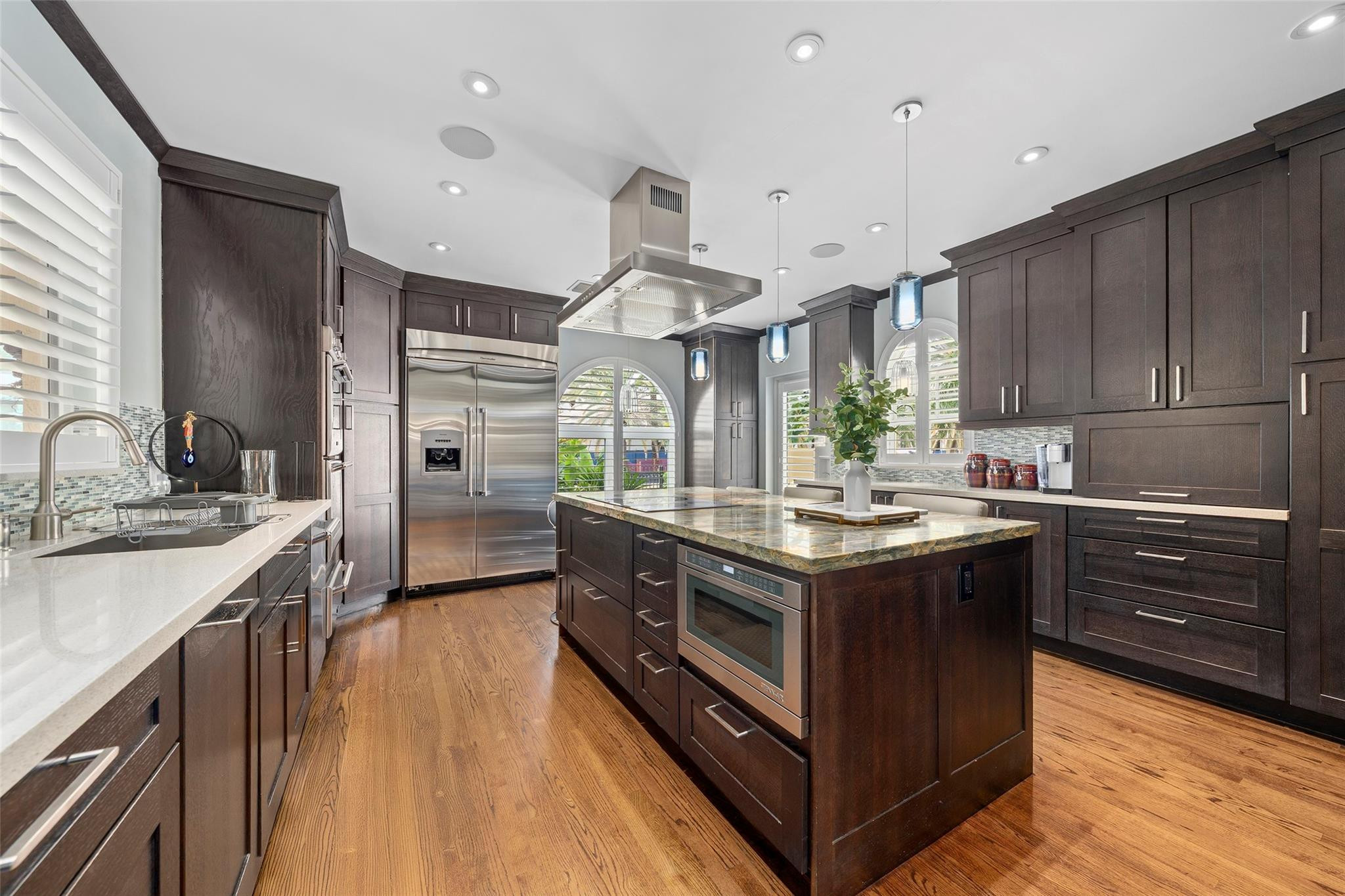 STILWELL ISLES - Residential Lease