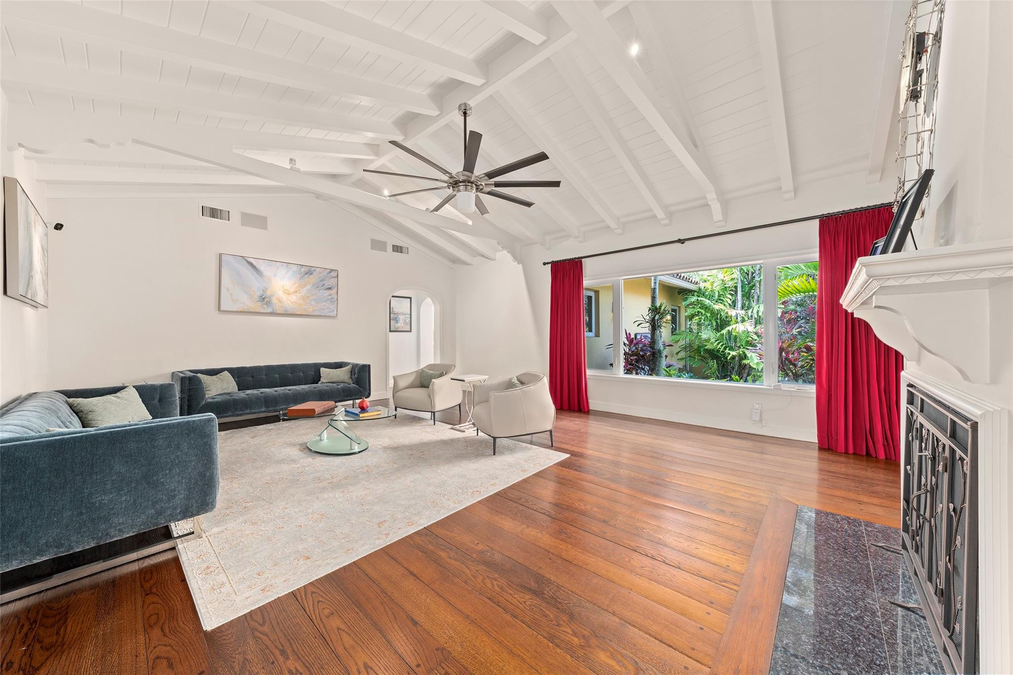 STILWELL ISLES - Residential Lease
