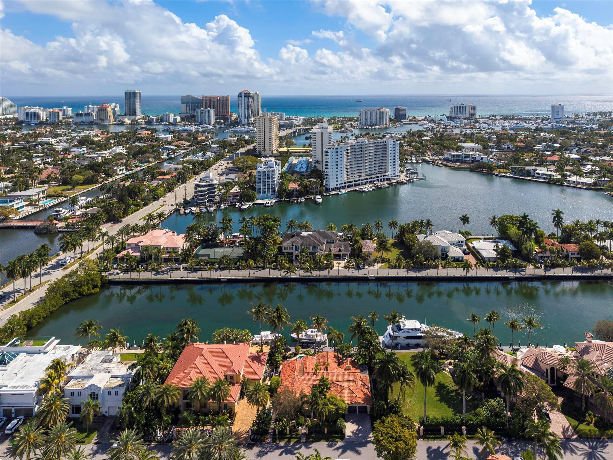 STILWELL ISLES - Residential Lease