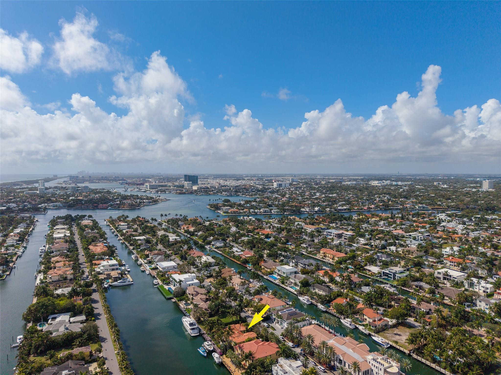 STILWELL ISLES - Residential Lease