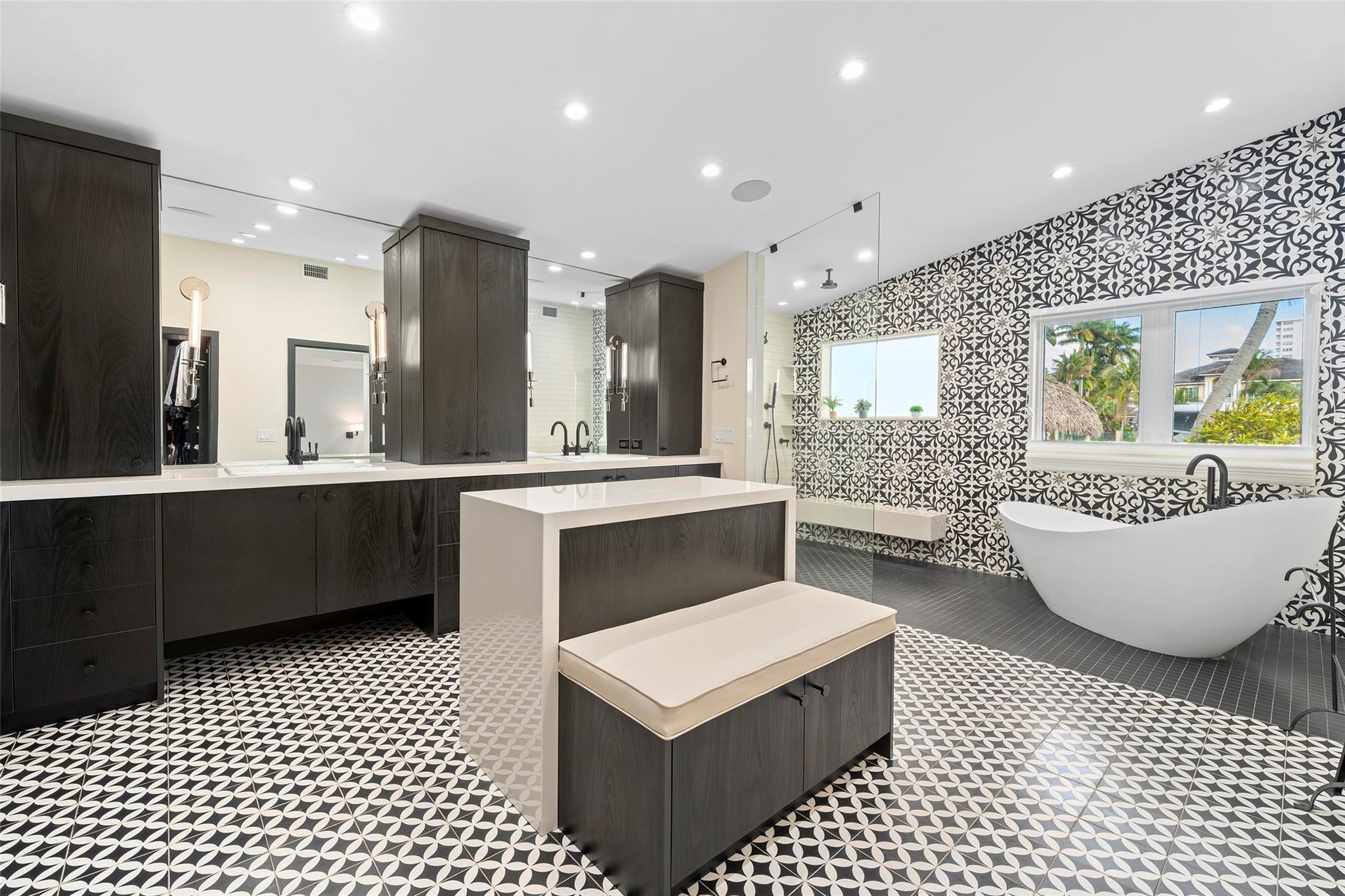 STILWELL ISLES - Residential Lease