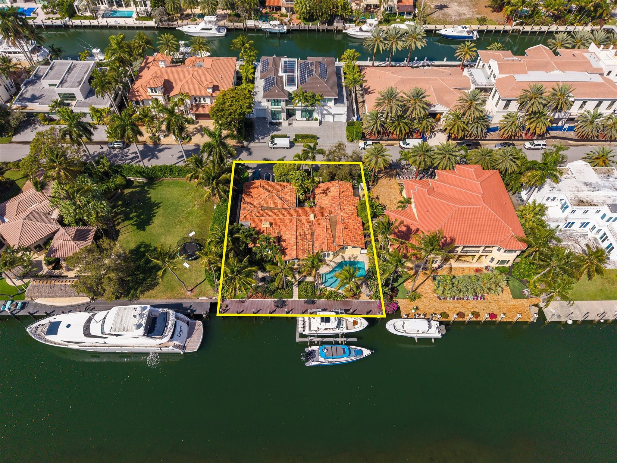 STILWELL ISLES - Residential Lease