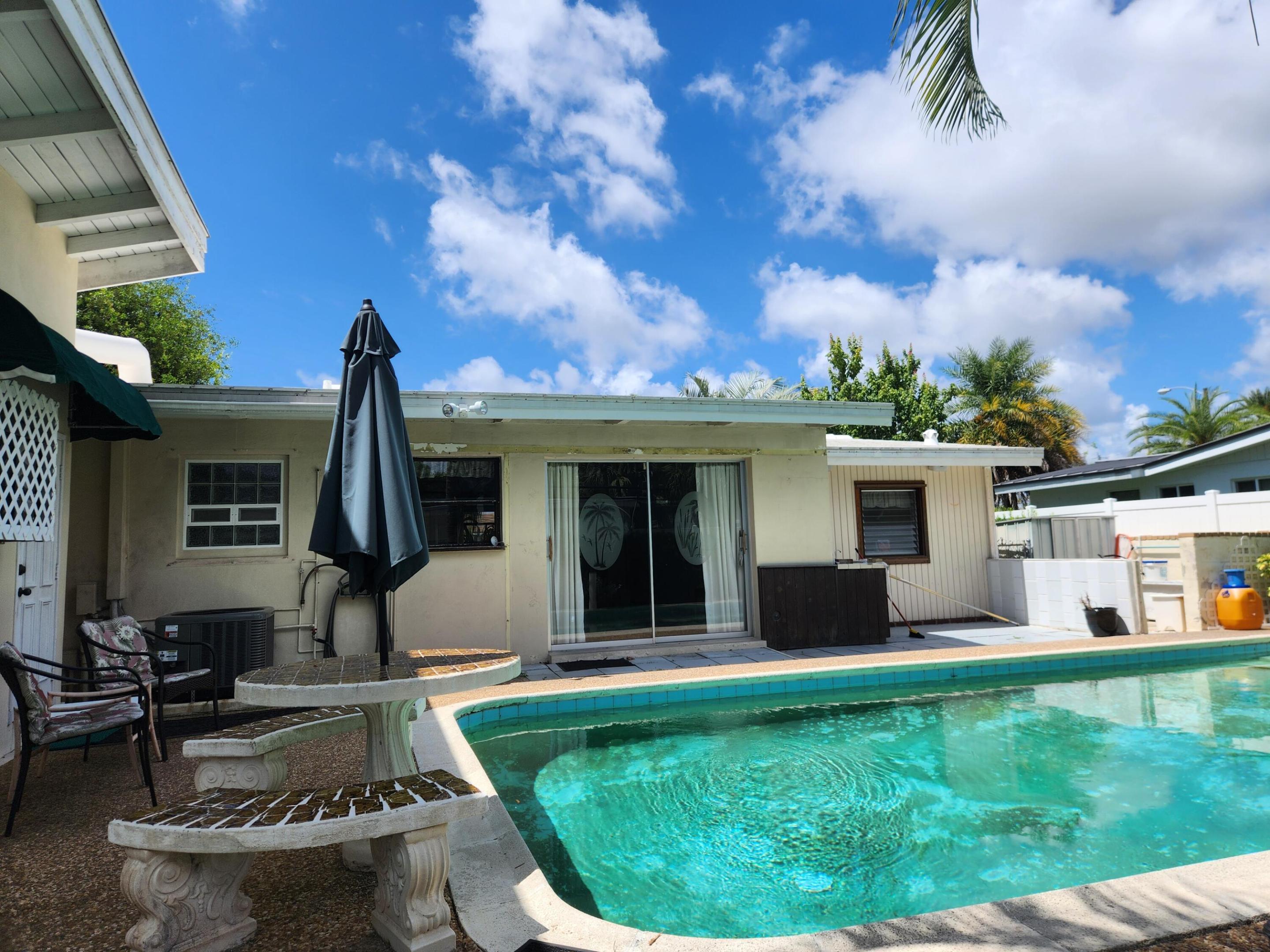 NORWOOD - Residential