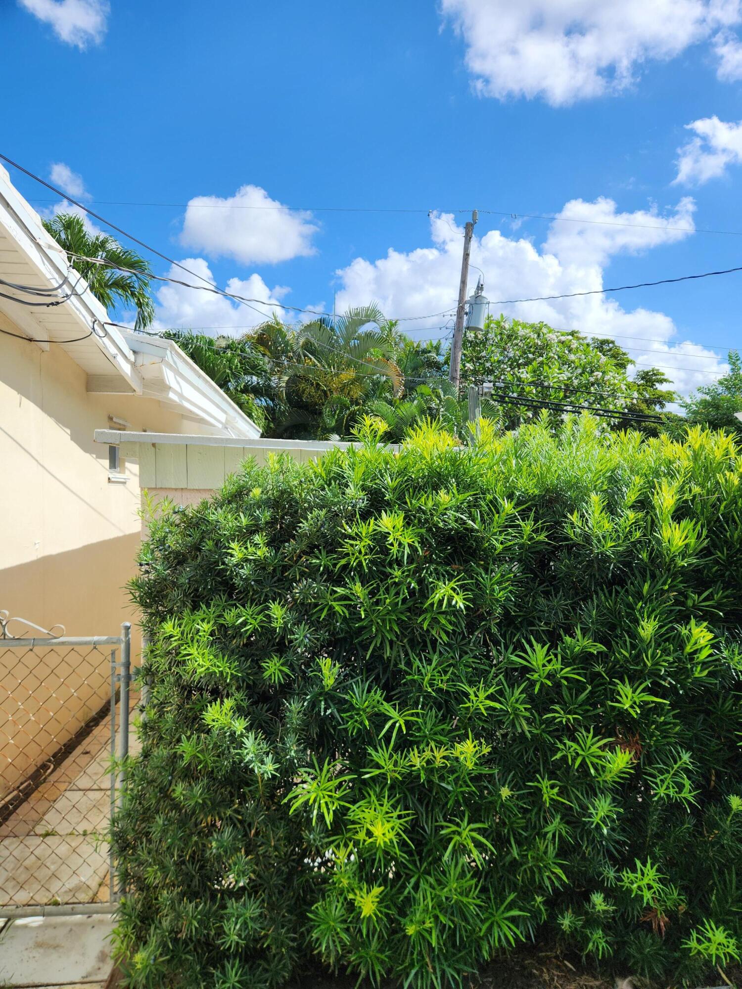 NORWOOD - Residential