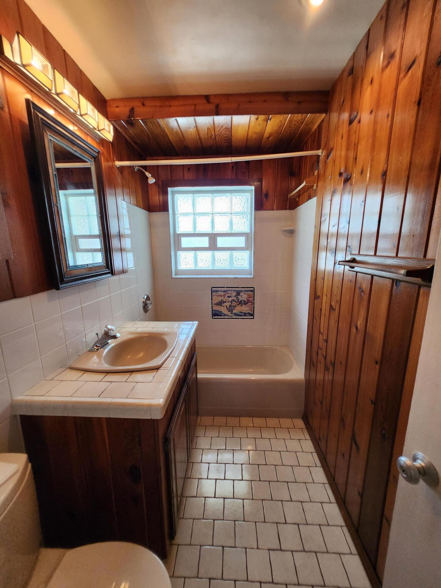 NORWOOD - Residential
