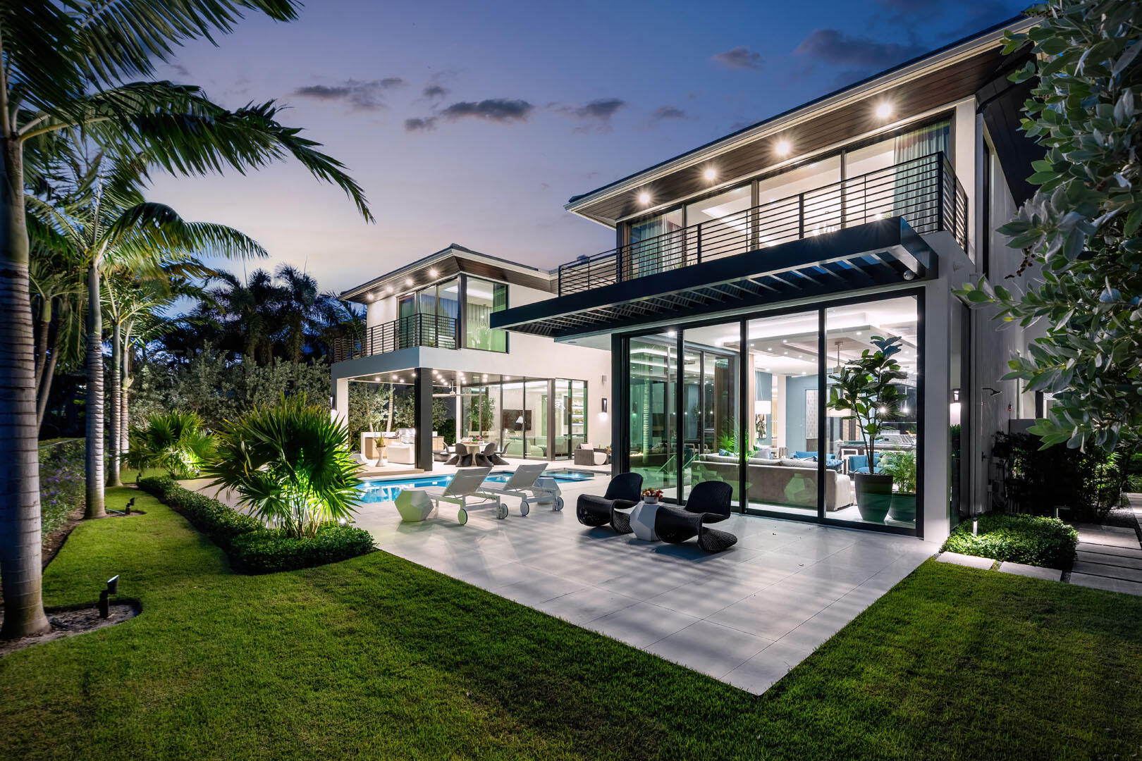 ROYAL PALM YACHT & COUNTRY CLUB - Residential