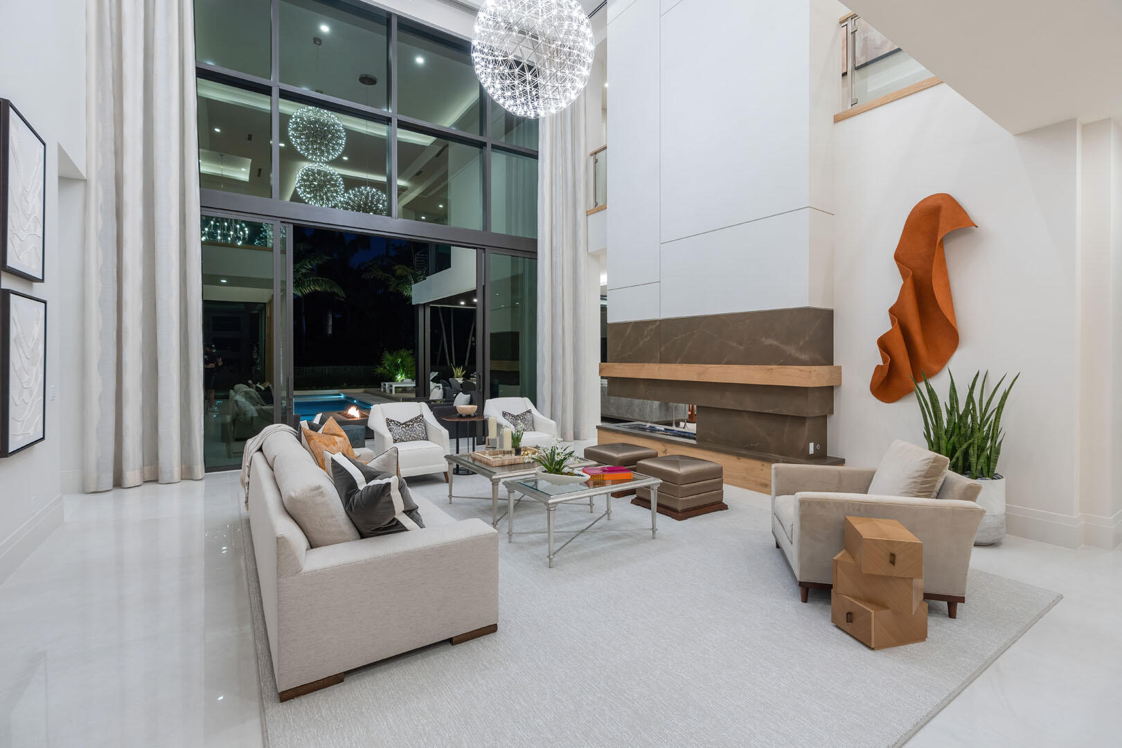 ROYAL PALM YACHT & COUNTRY CLUB - Residential