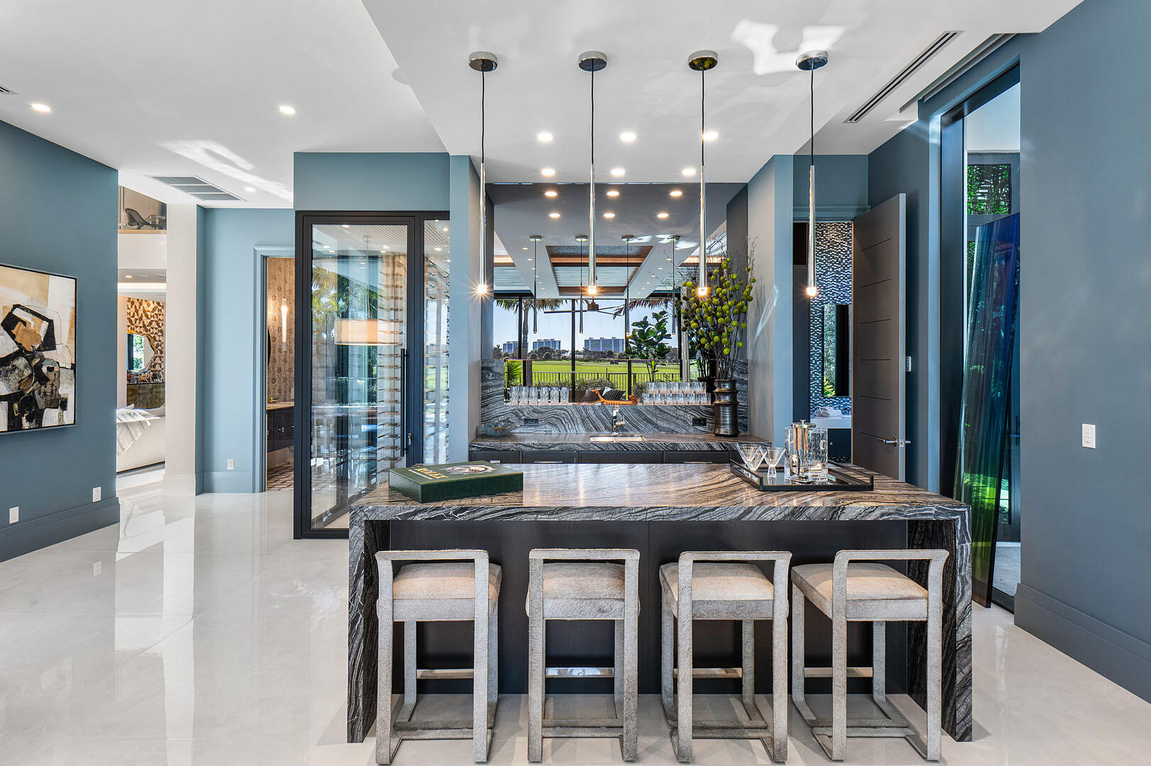ROYAL PALM YACHT & COUNTRY CLUB - Residential