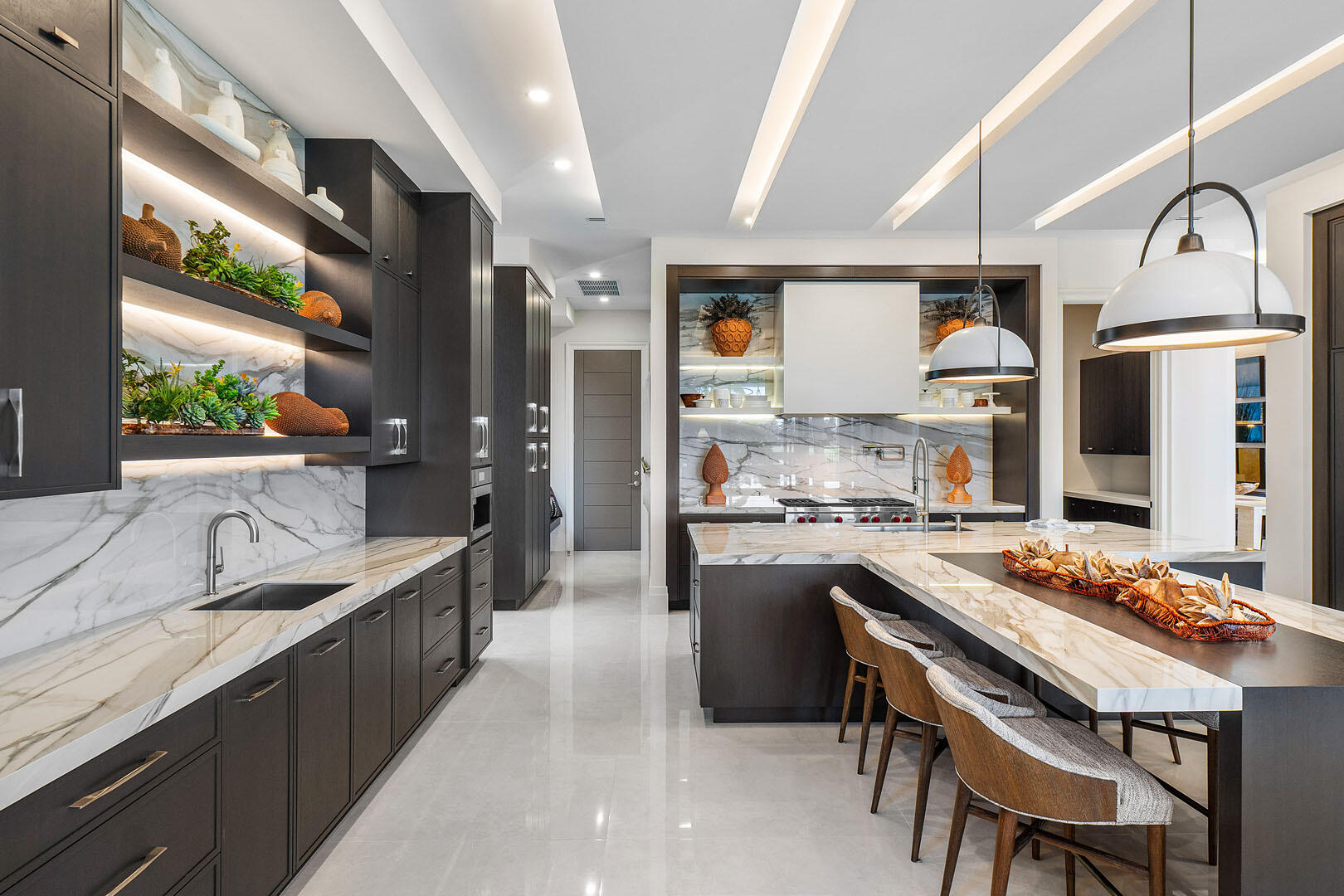 ROYAL PALM YACHT & COUNTRY CLUB - Residential