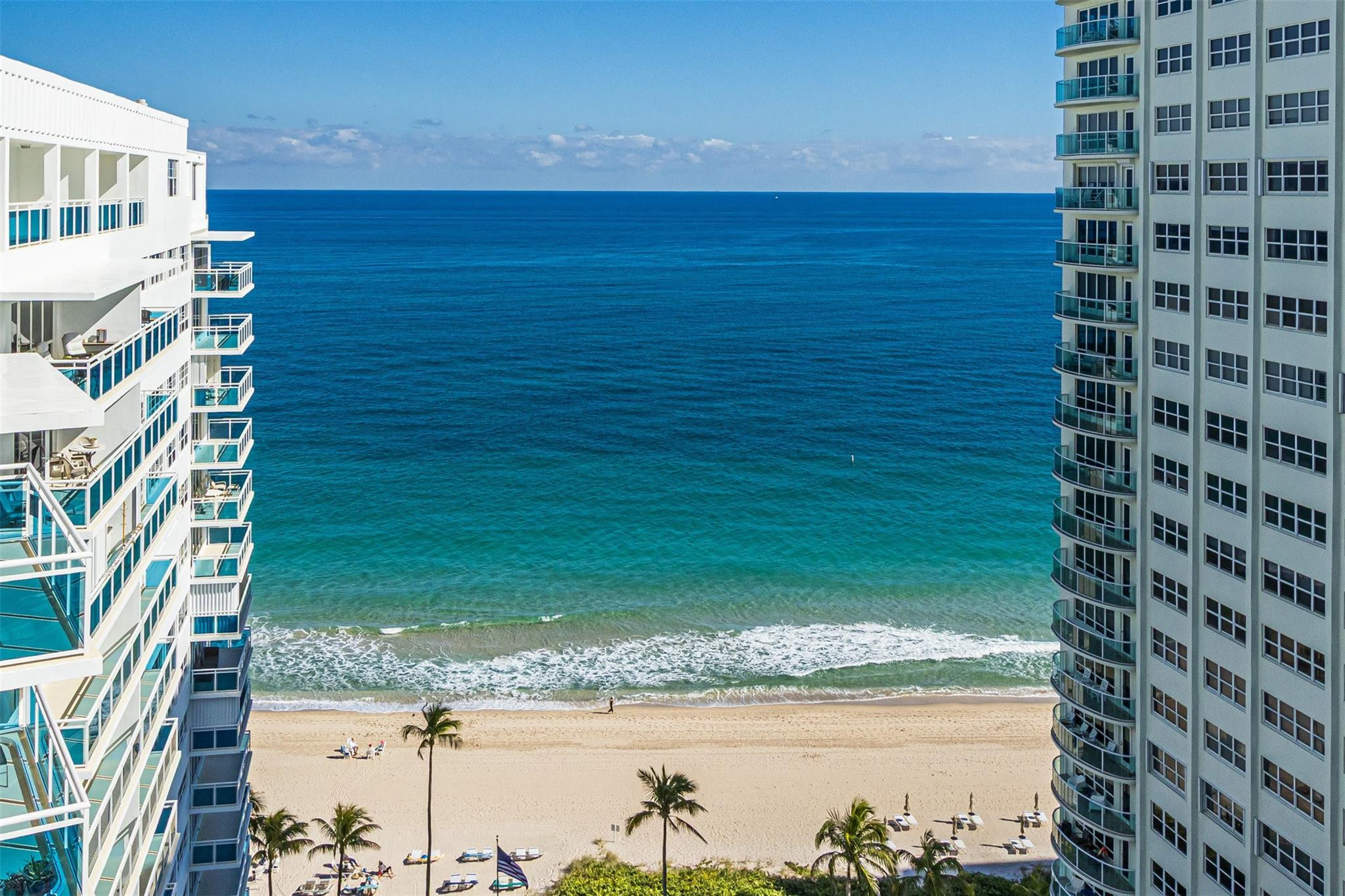 THE COMMODORE CONDOMINIUM - Residential