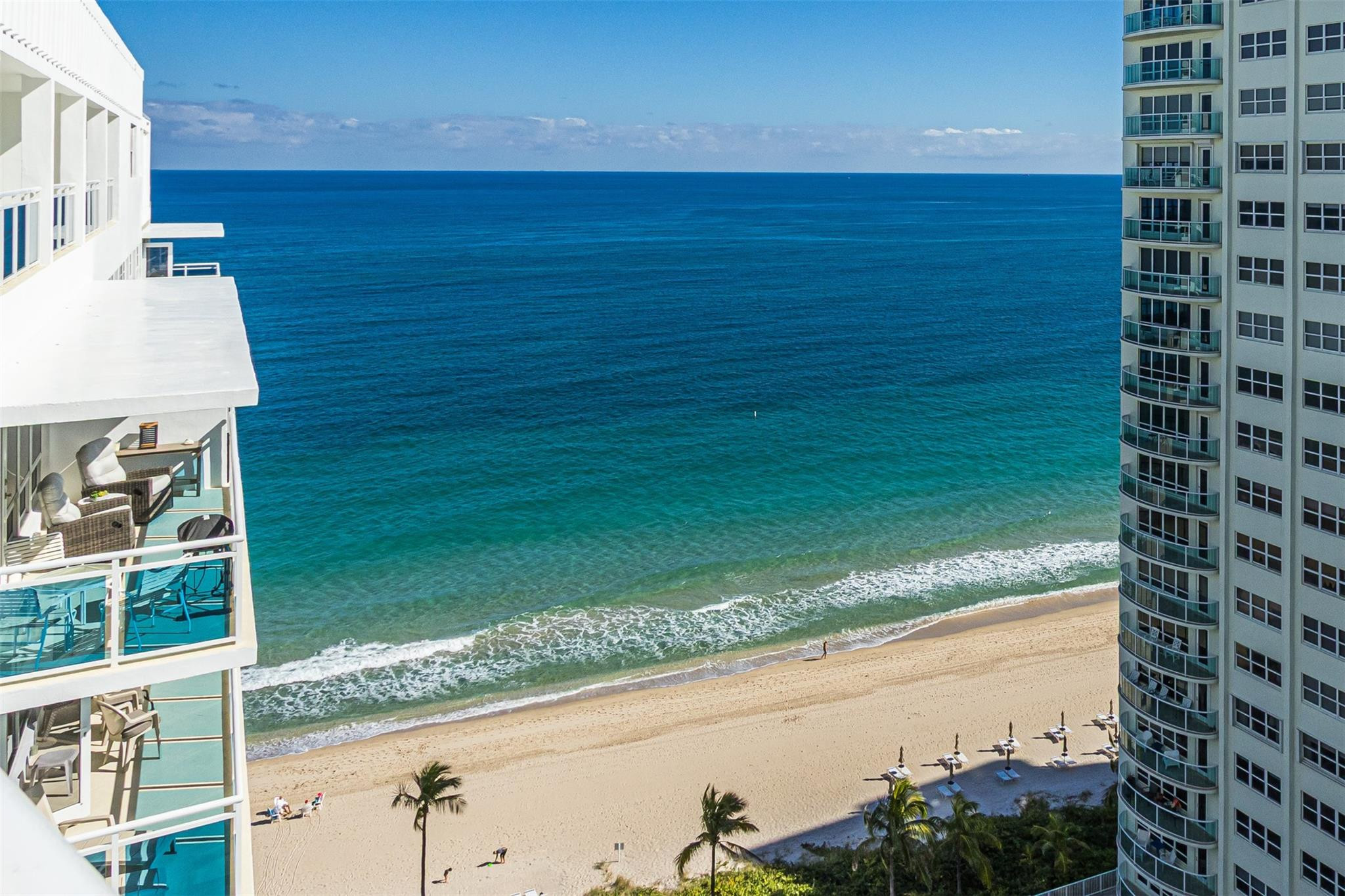 THE COMMODORE CONDOMINIUM - Residential