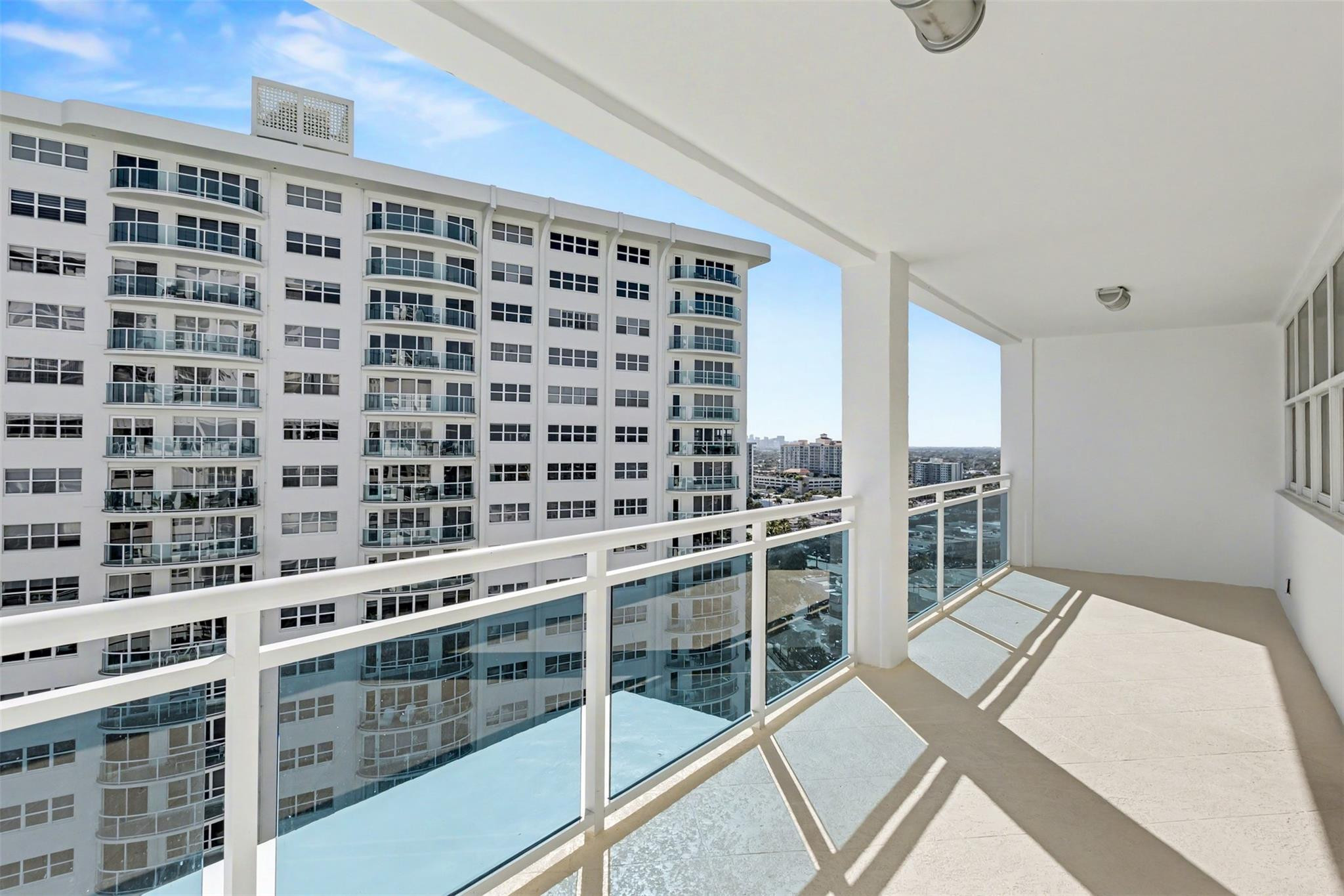 THE COMMODORE CONDOMINIUM - Residential