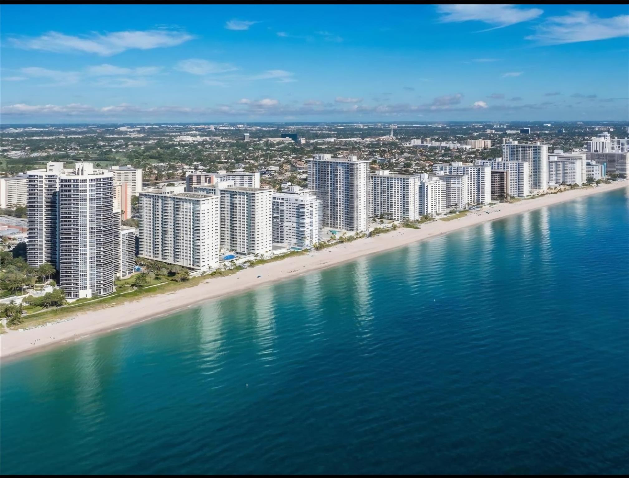 THE COMMODORE CONDOMINIUM - Residential
