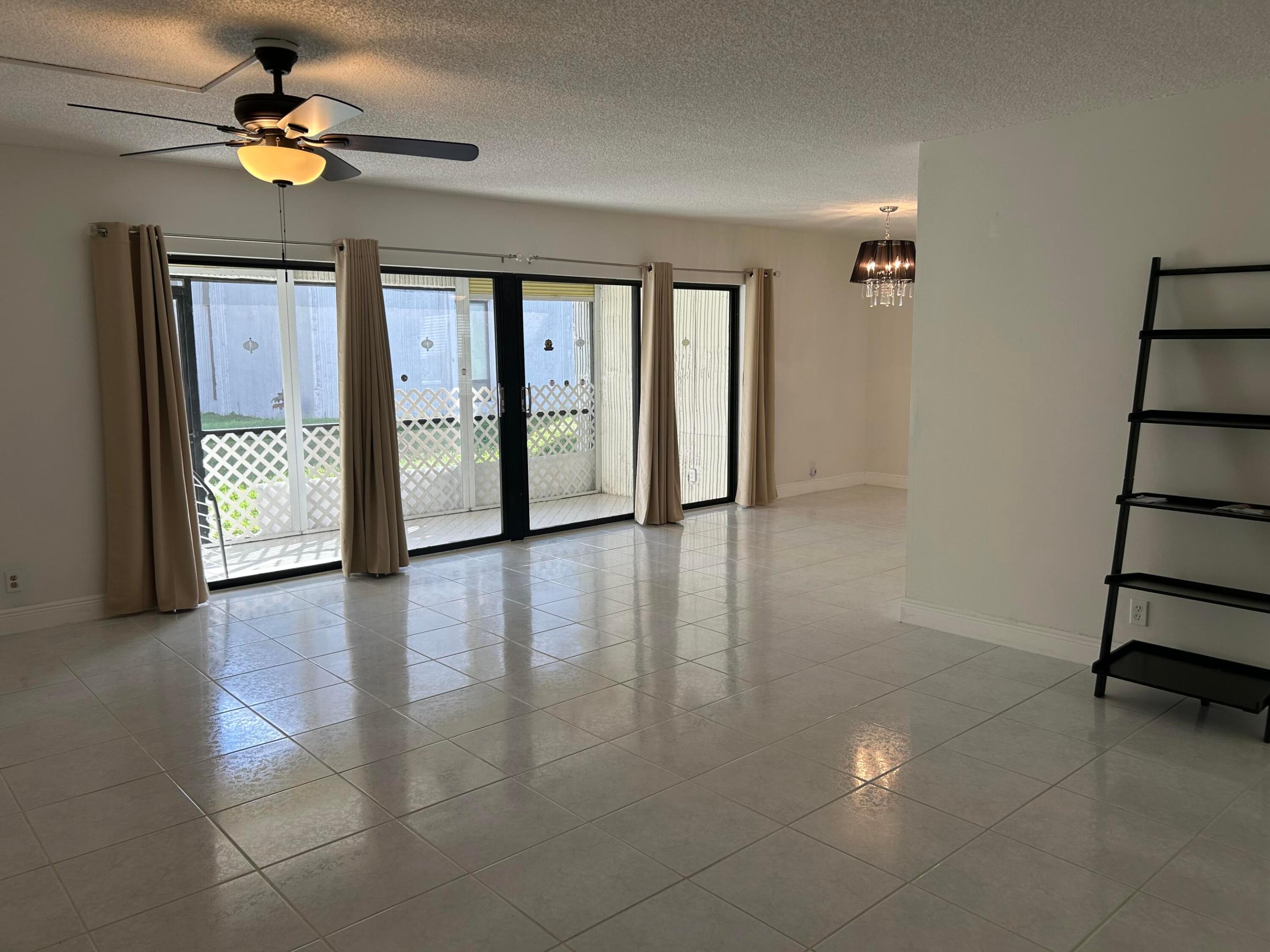 WOODHAVEN CONDO - Residential Lease