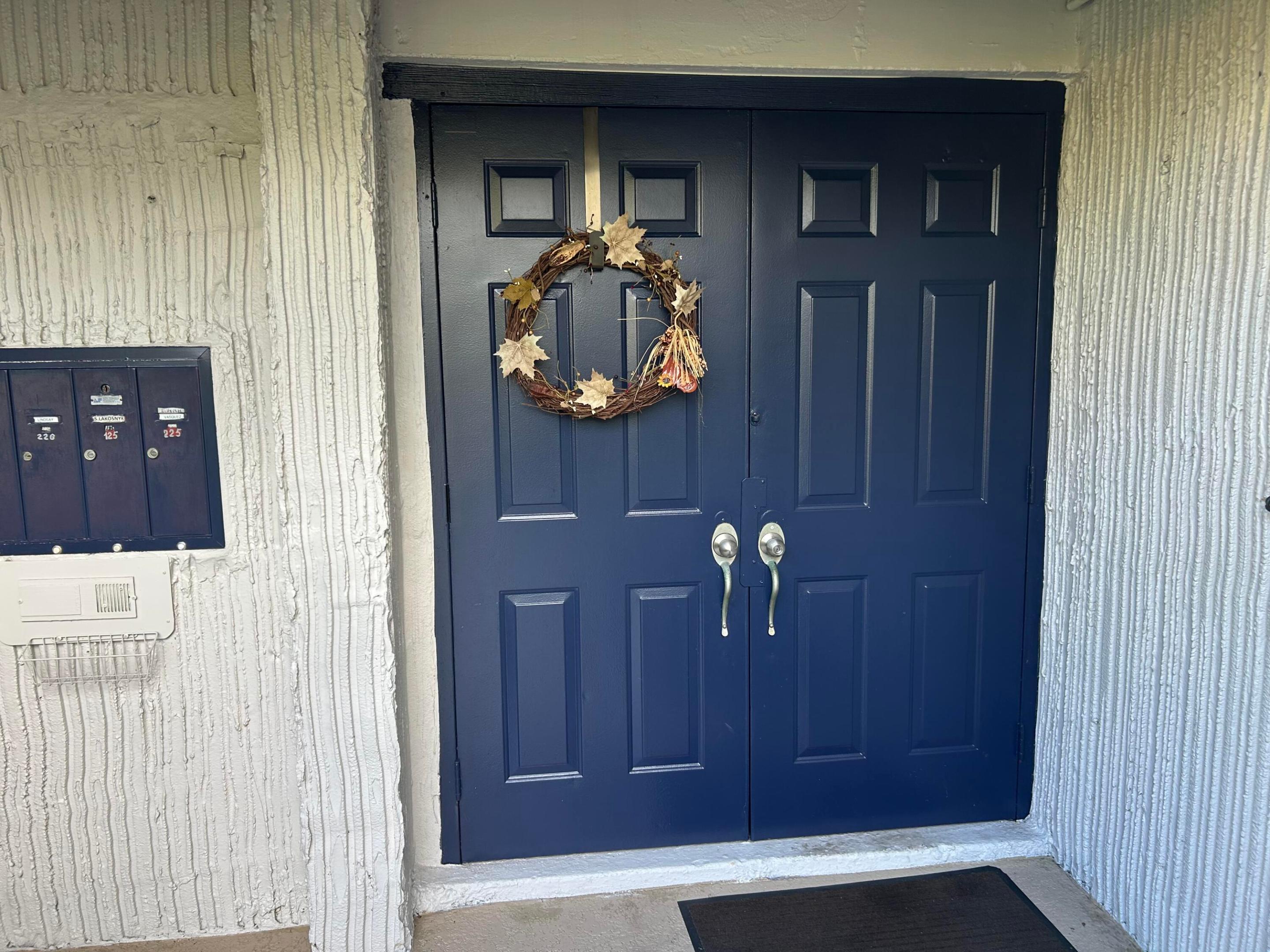 WOODHAVEN CONDO - Residential Lease