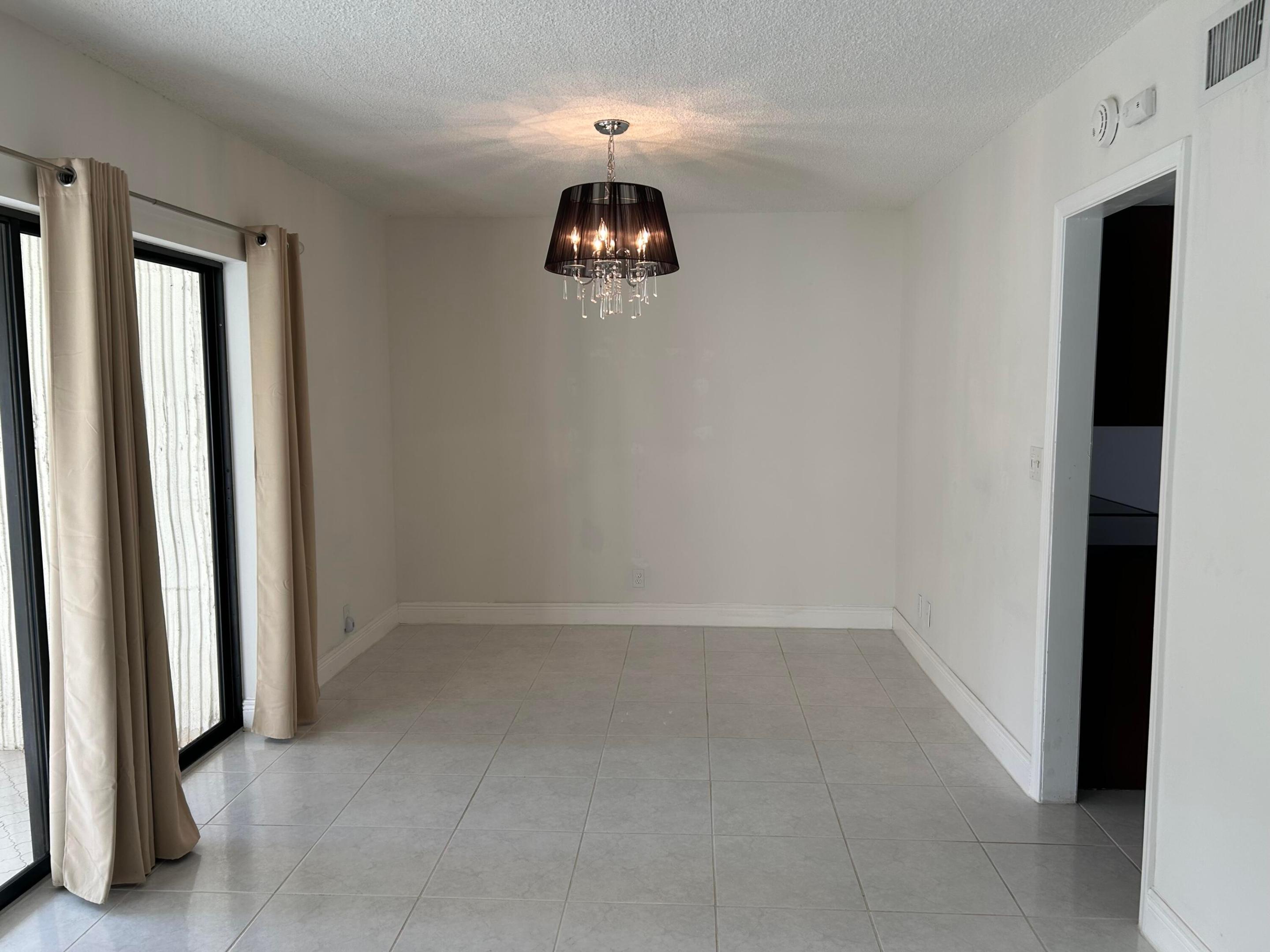 WOODHAVEN CONDO - Residential Lease