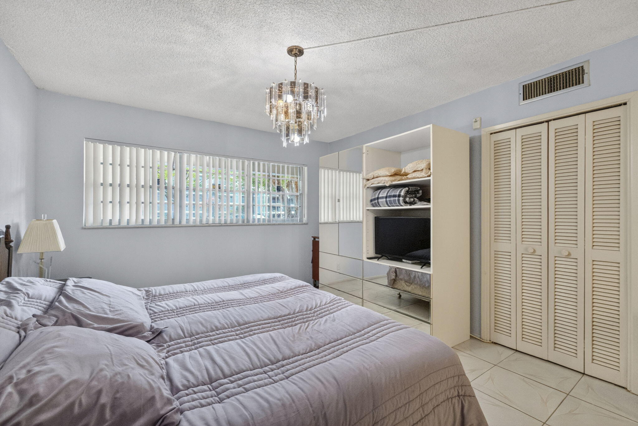 NO 17 PALM-AIRE COUNTRY CLUB - Residential