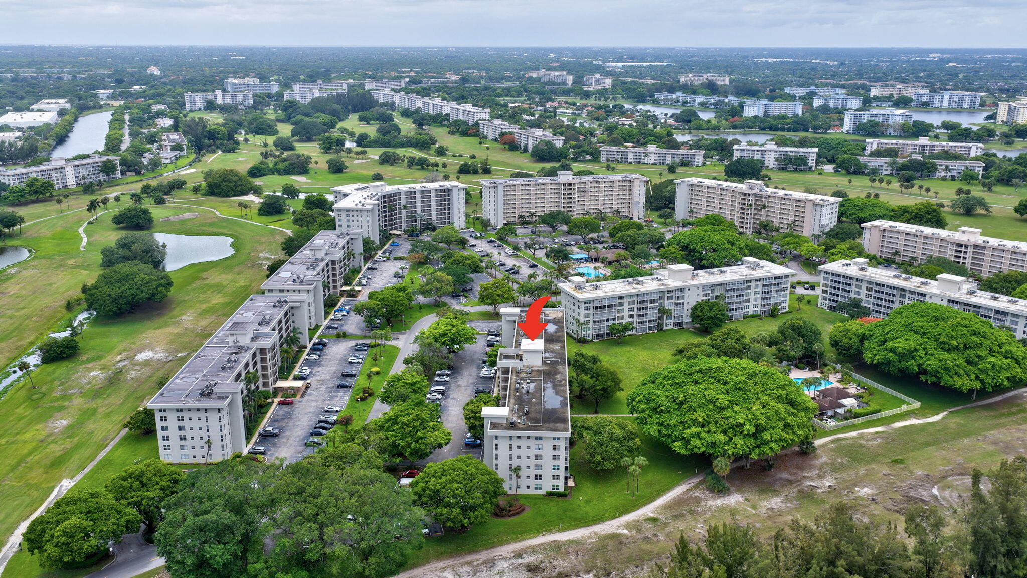 NO 17 PALM-AIRE COUNTRY CLUB - Residential