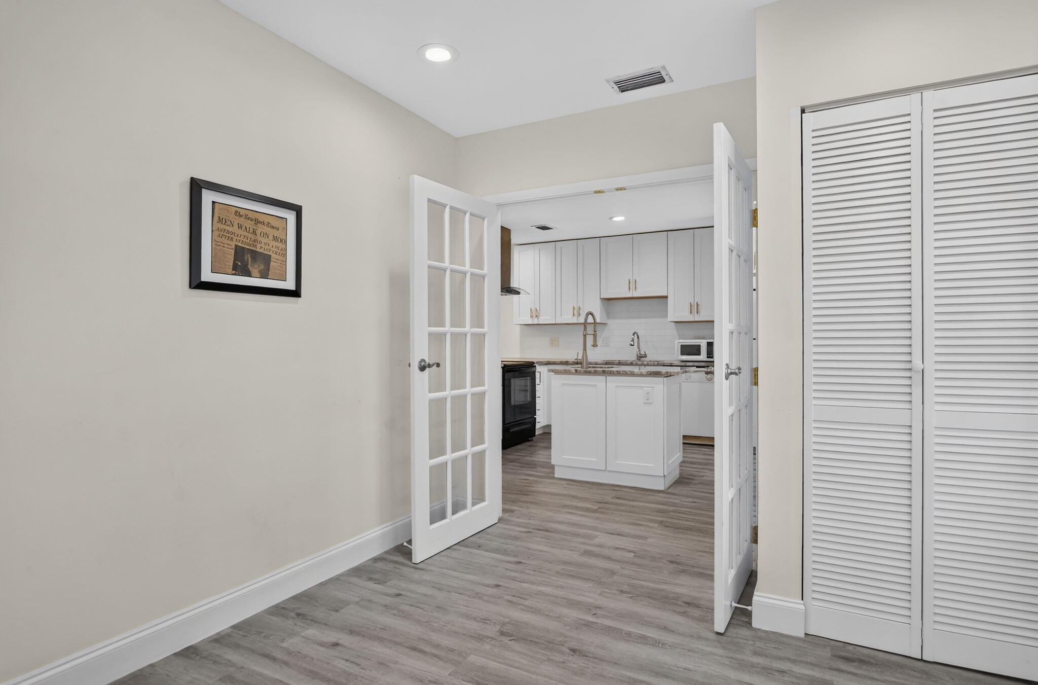 BOCA LAKES CONDO - Residential