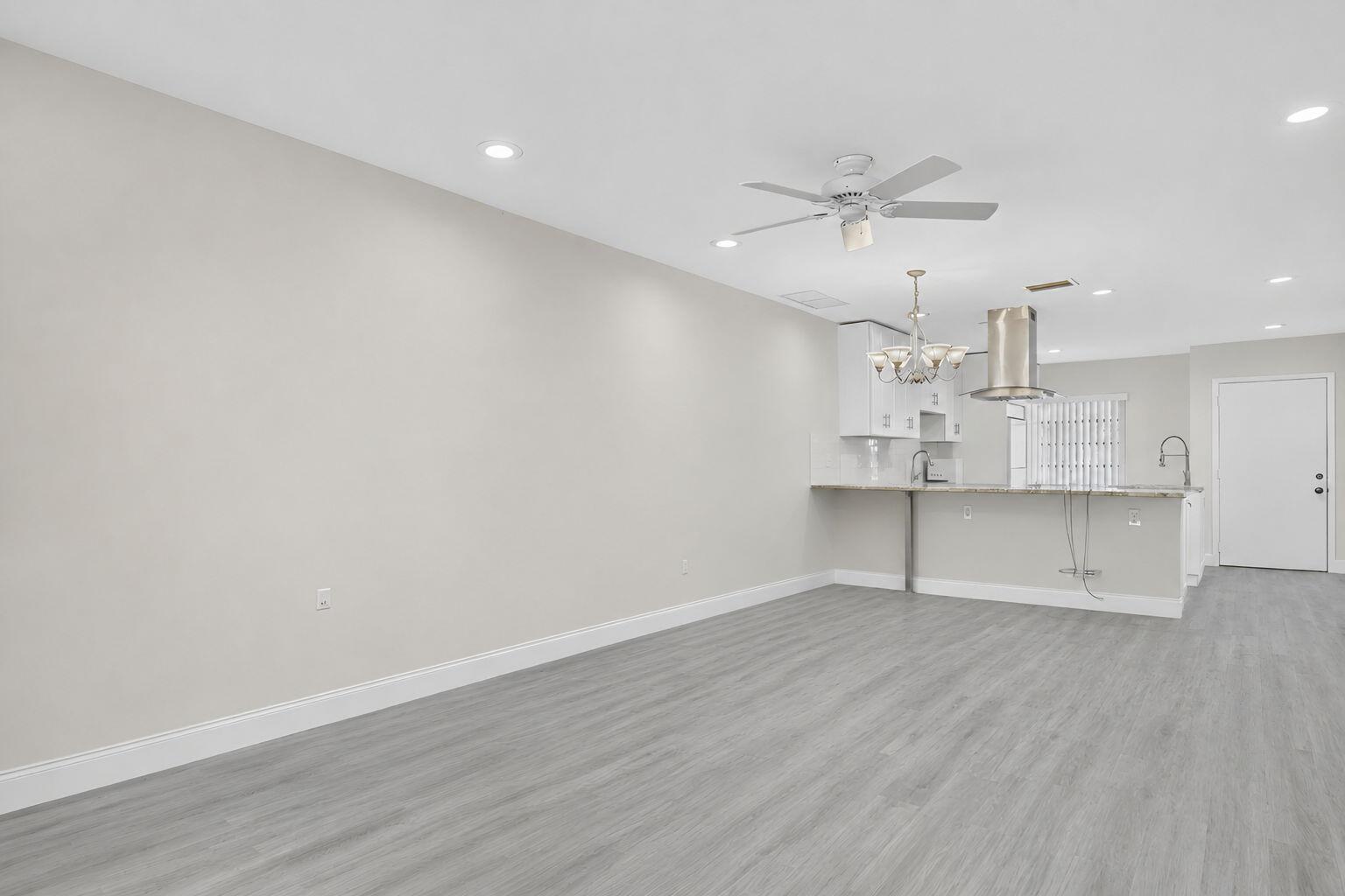 BOCA LAKES CONDO - Residential