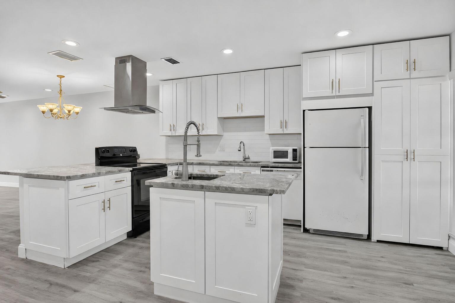 BOCA LAKES CONDO - Residential