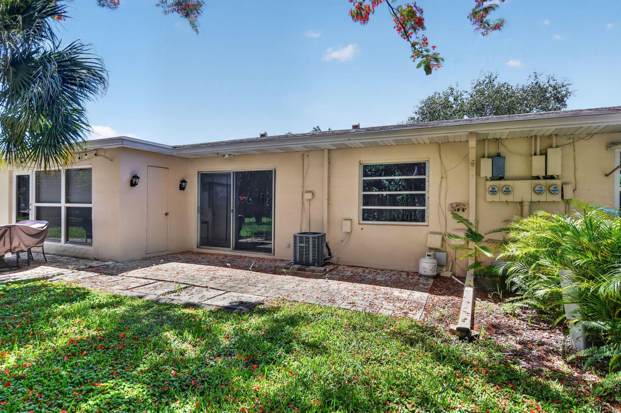 BOCA LAKES CONDO - Residential