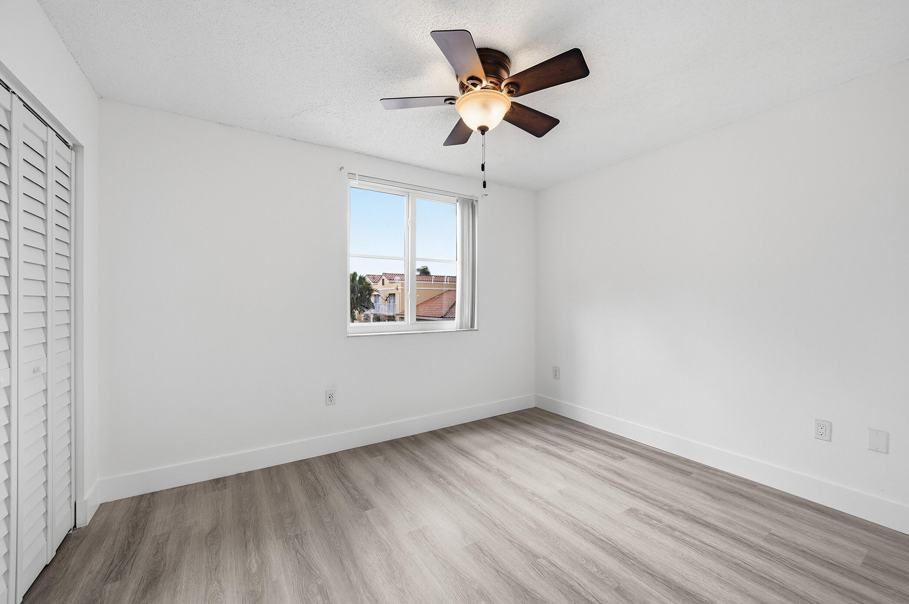SORRENTO LAKES AT SUNRISE POINT - Residential Lease