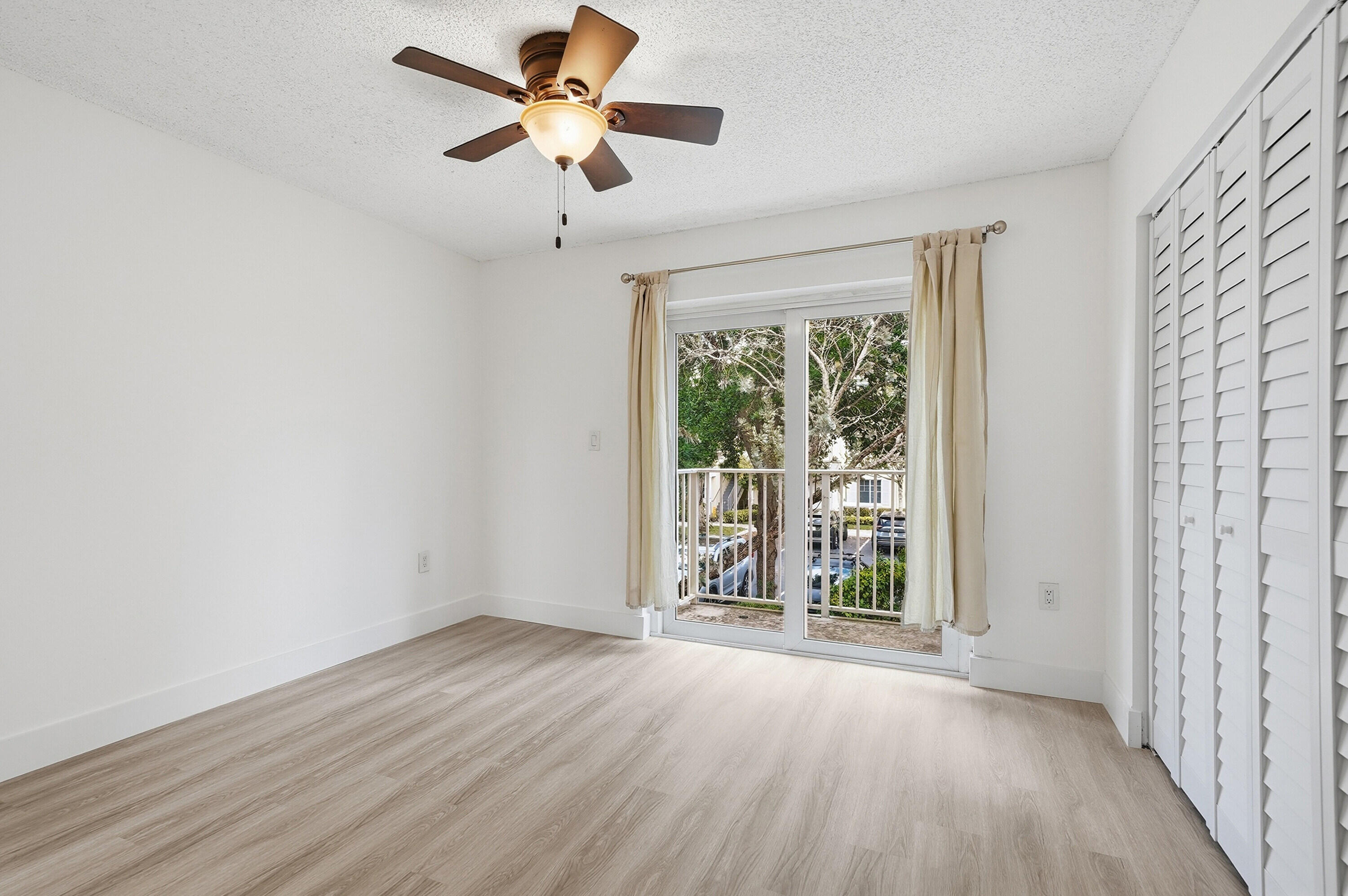 SORRENTO LAKES AT SUNRISE POINT - Residential Lease