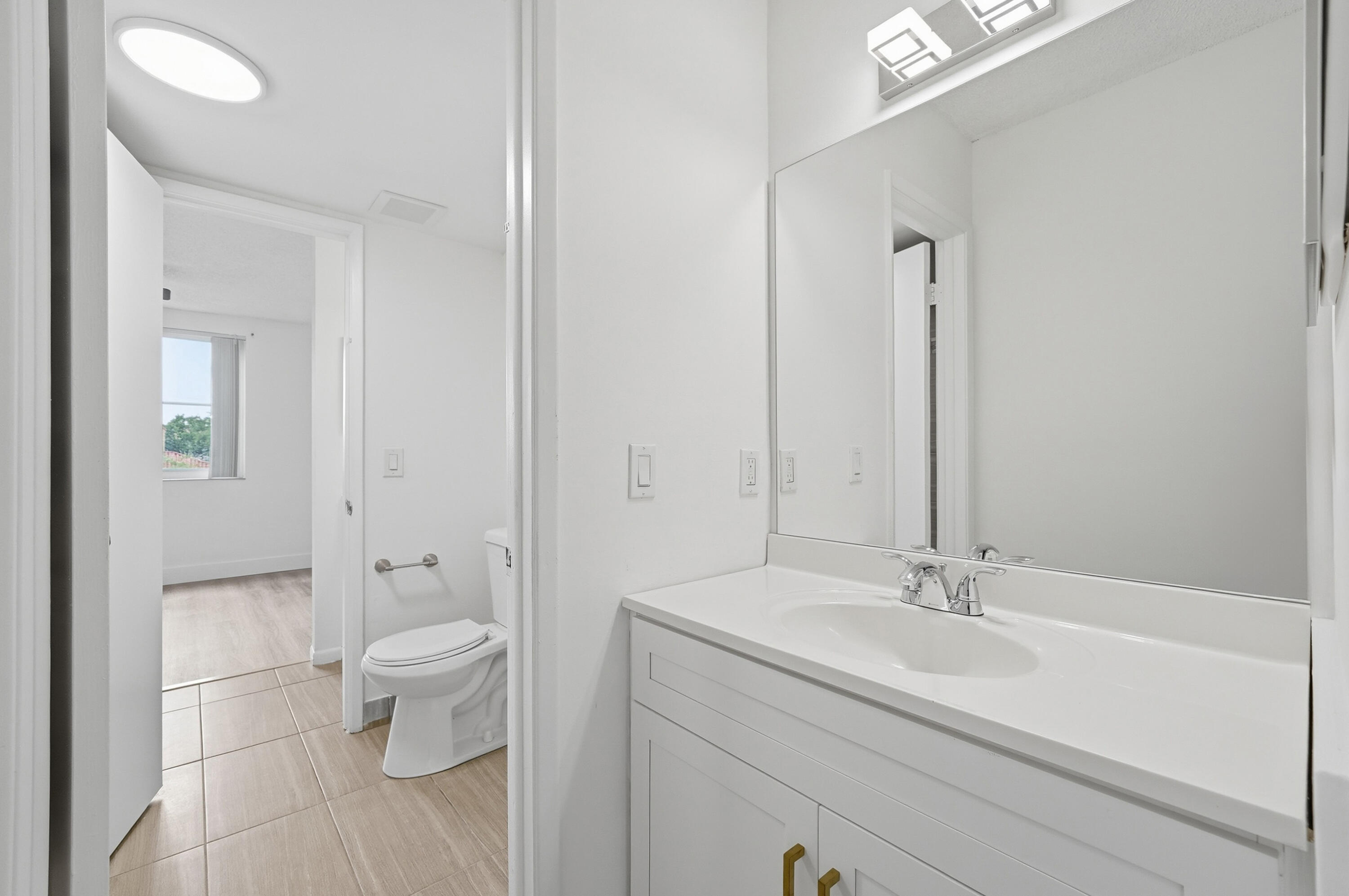 SORRENTO LAKES AT SUNRISE POINT - Residential Lease