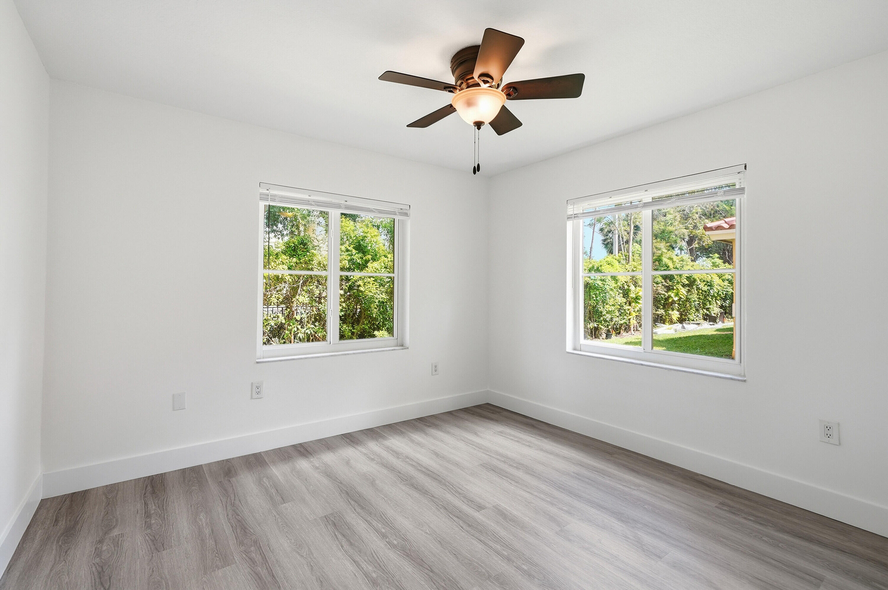 SORRENTO LAKES AT SUNRISE POINT - Residential Lease